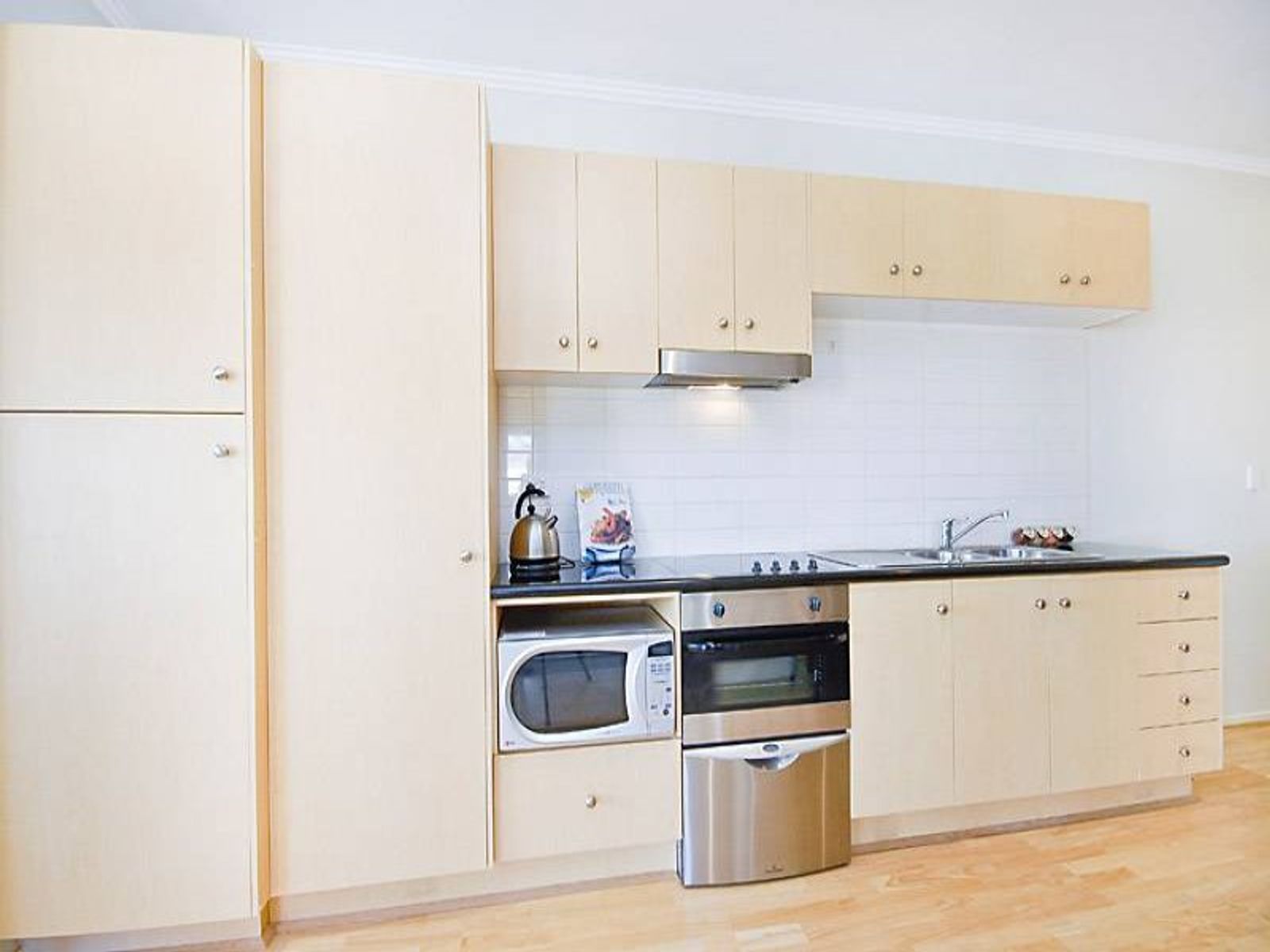 43/2 Newmarket Way, Flemington - Thumbnail 7