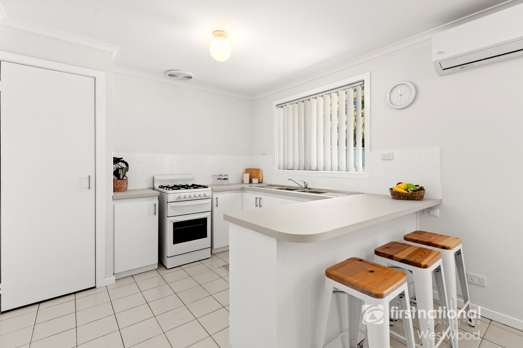 3/73-75 Rosella Ave, Werribee VIC 3030, Werribee - Thumbnail 2