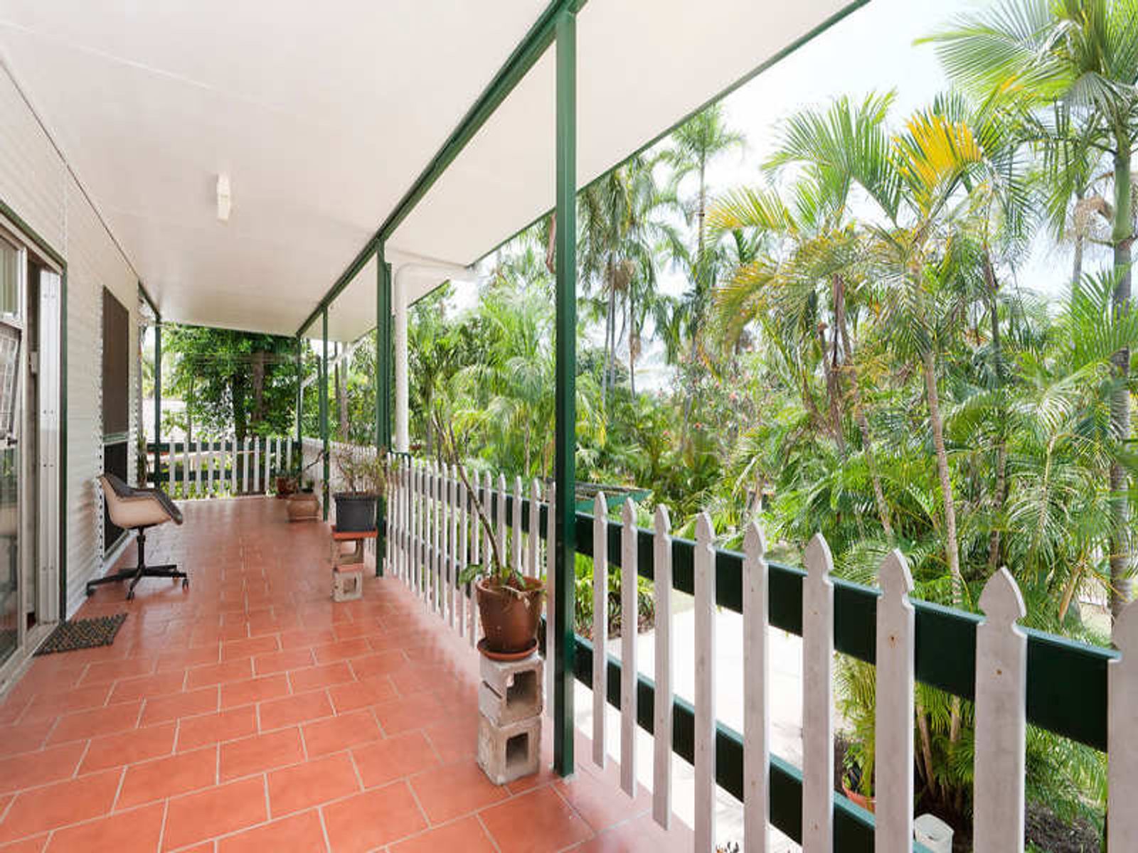 12 Sandalwood Street, Nightcliff NT 0810, Nightcliff - Thumbnail 2