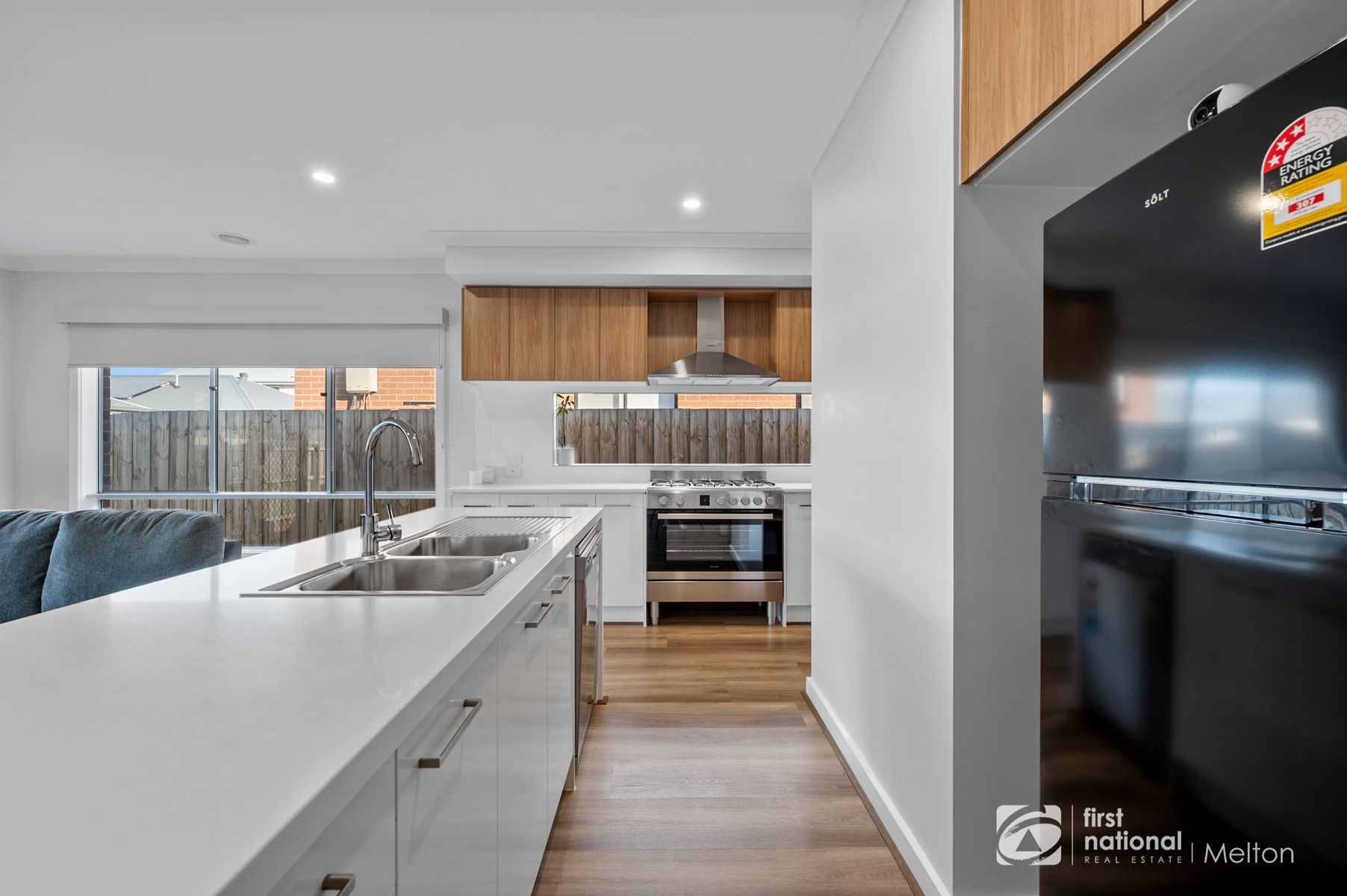 12 RHEOLA STREET, Eynesbury VIC 3338, Eynesbury - Thumbnail 4