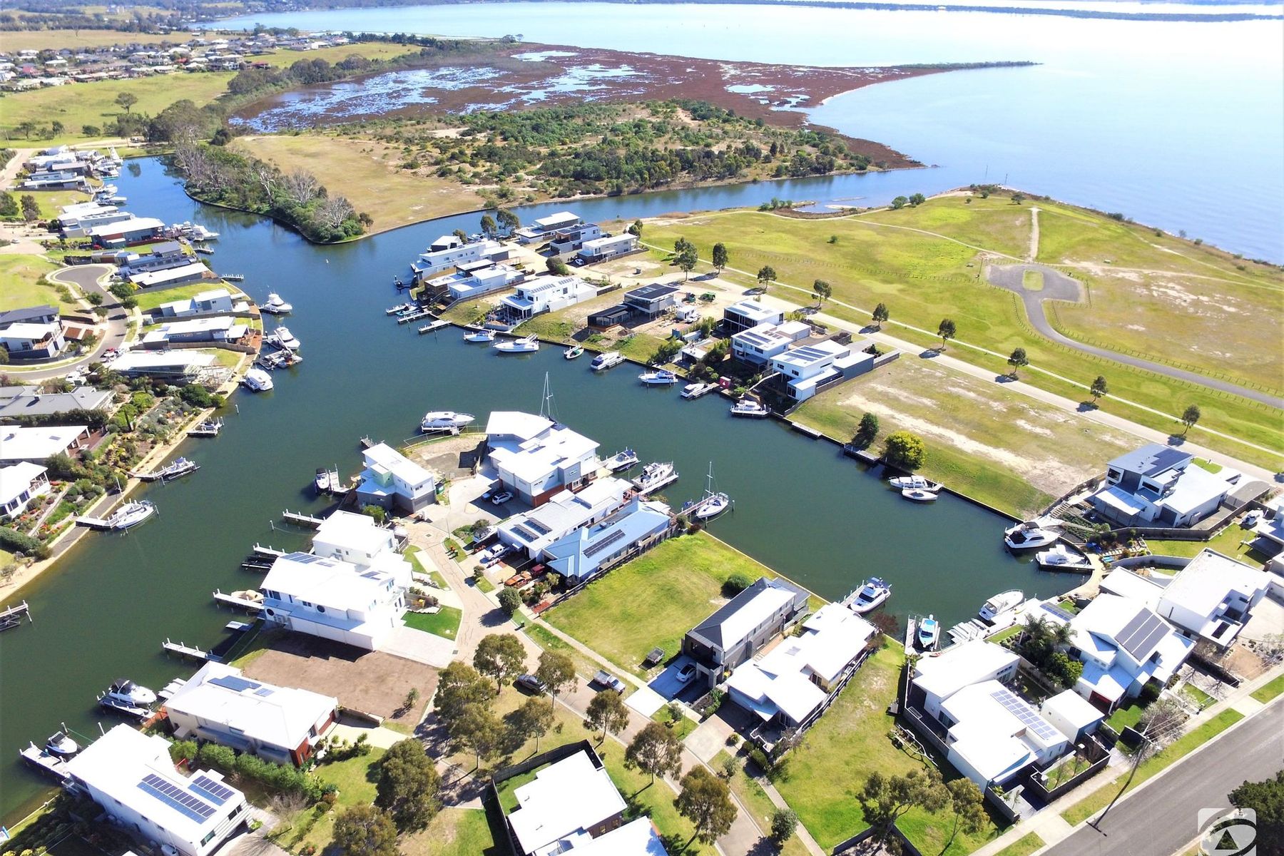 18 The Point, Paynesville VIC 3880