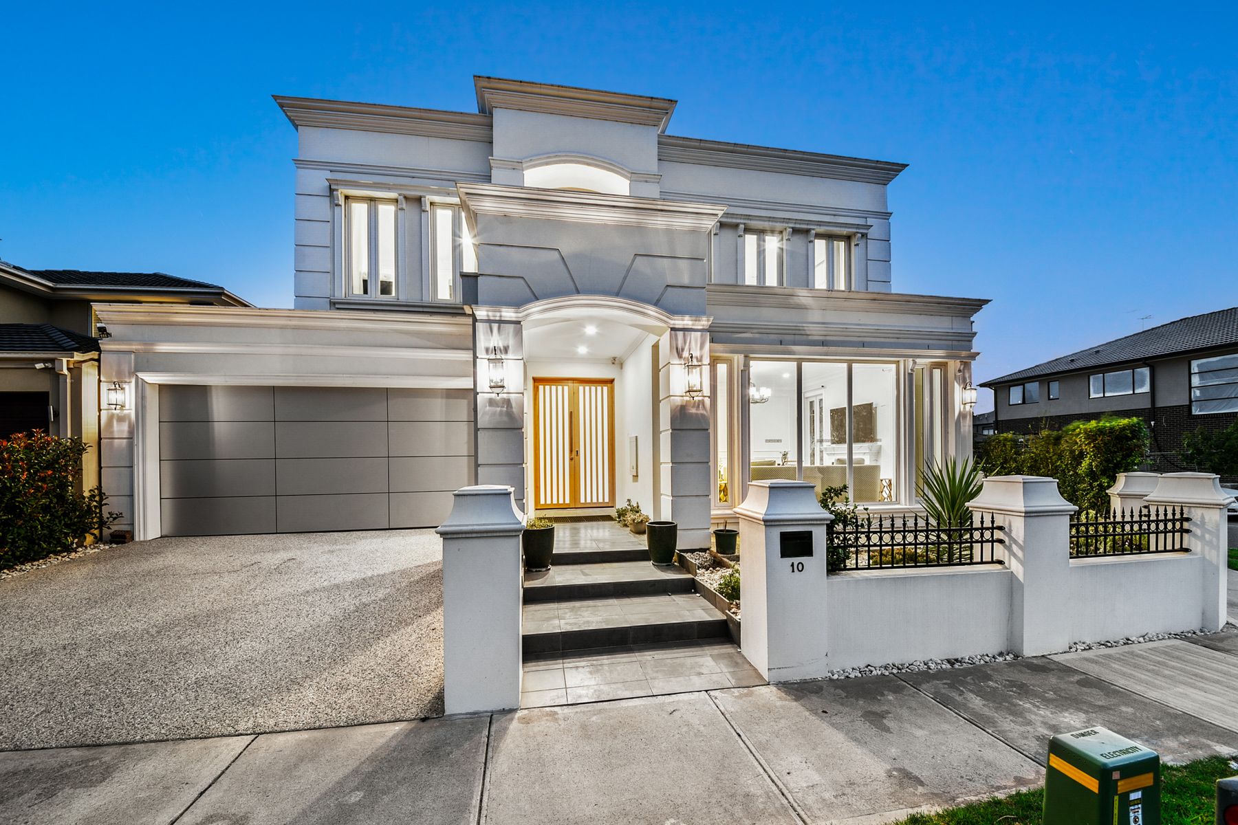 10 Emily Promenade, Keysborough, VIC 3173, Keysborough - Thumbnail 2