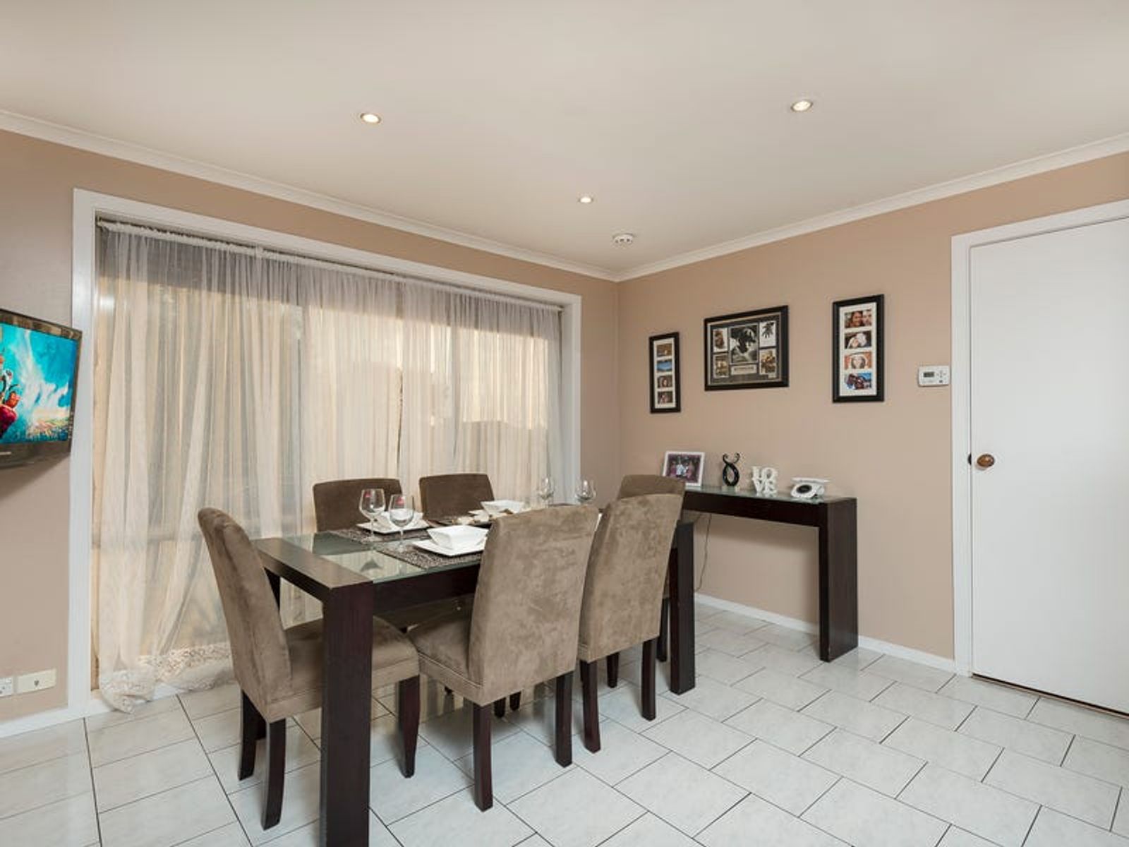 1/1 Southwell Close, Endeavour Hills, VIC 3802, Endeavour Hills - Thumbnail 4