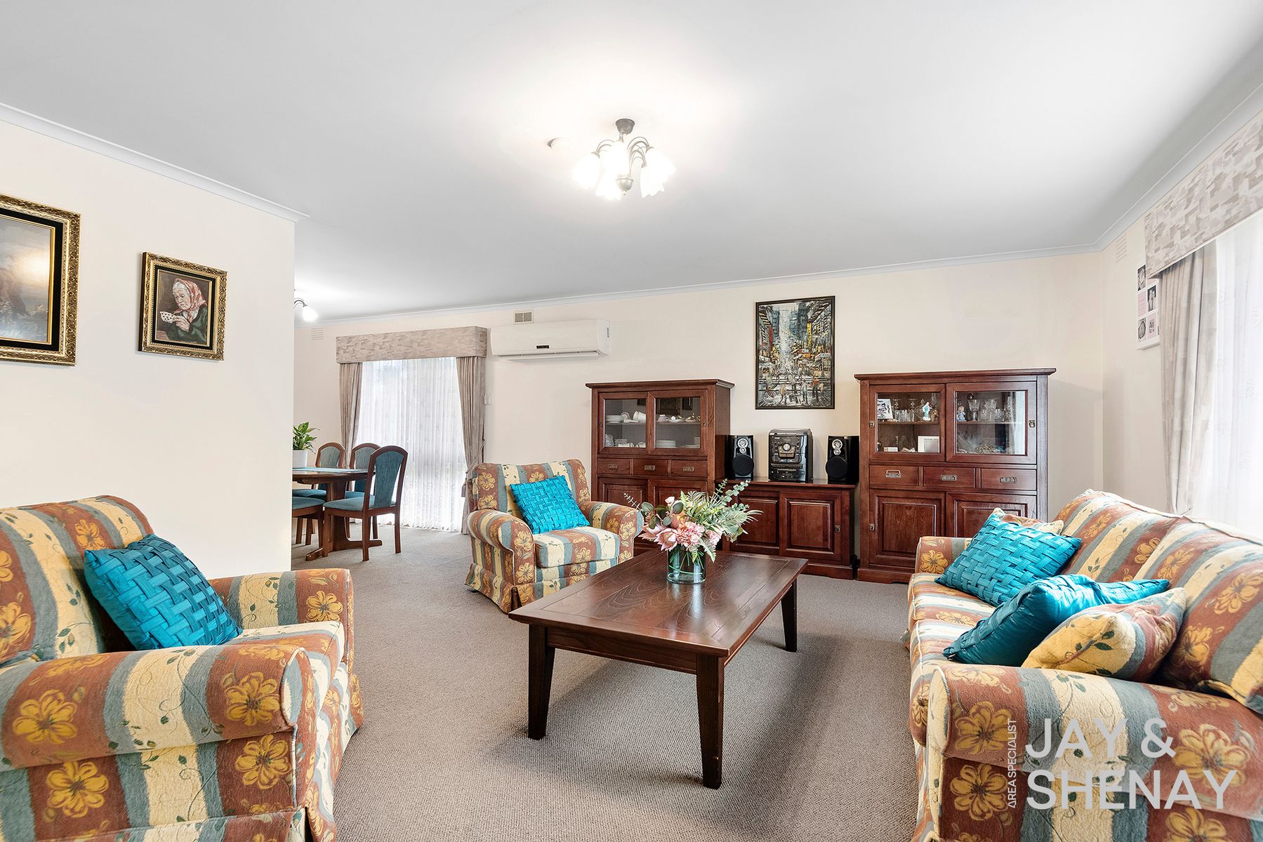 9 Joseph Banks Crescent, Endeavour Hills, Endeavour Hills - Thumbnail 3