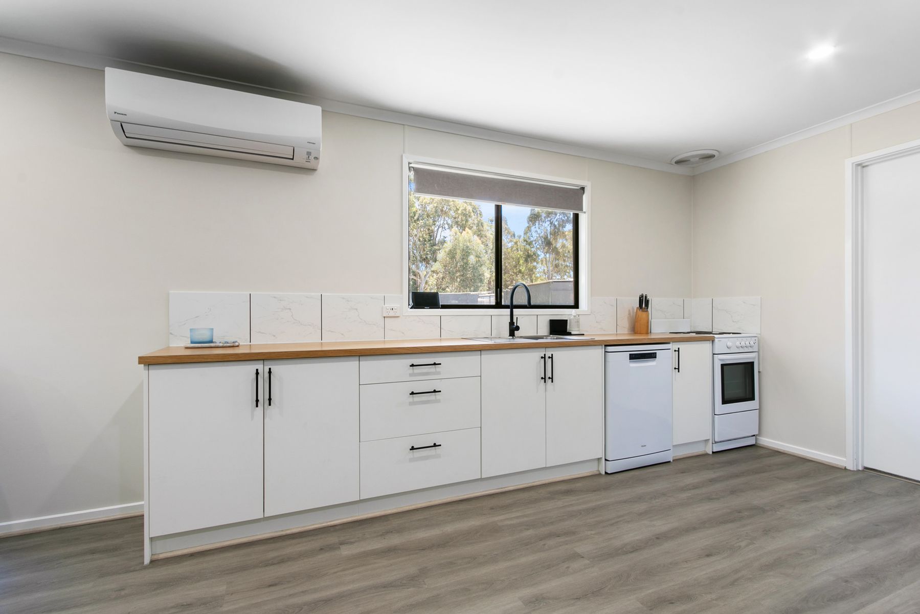 13 Bradys Lane, Glengarry West, Glengarry West - Thumbnail 8