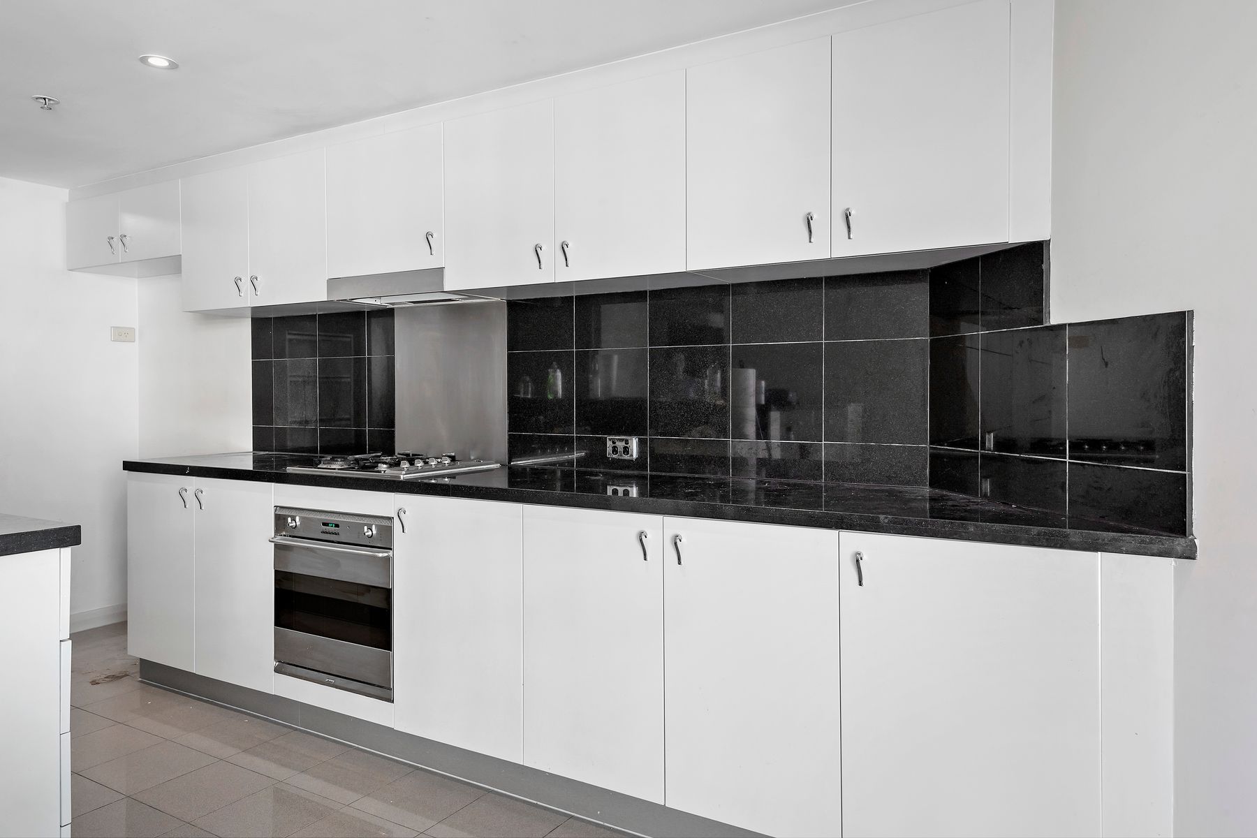2708/2A Help Street, Chatswood NSW 2067, Chatswood - Thumbnail 2