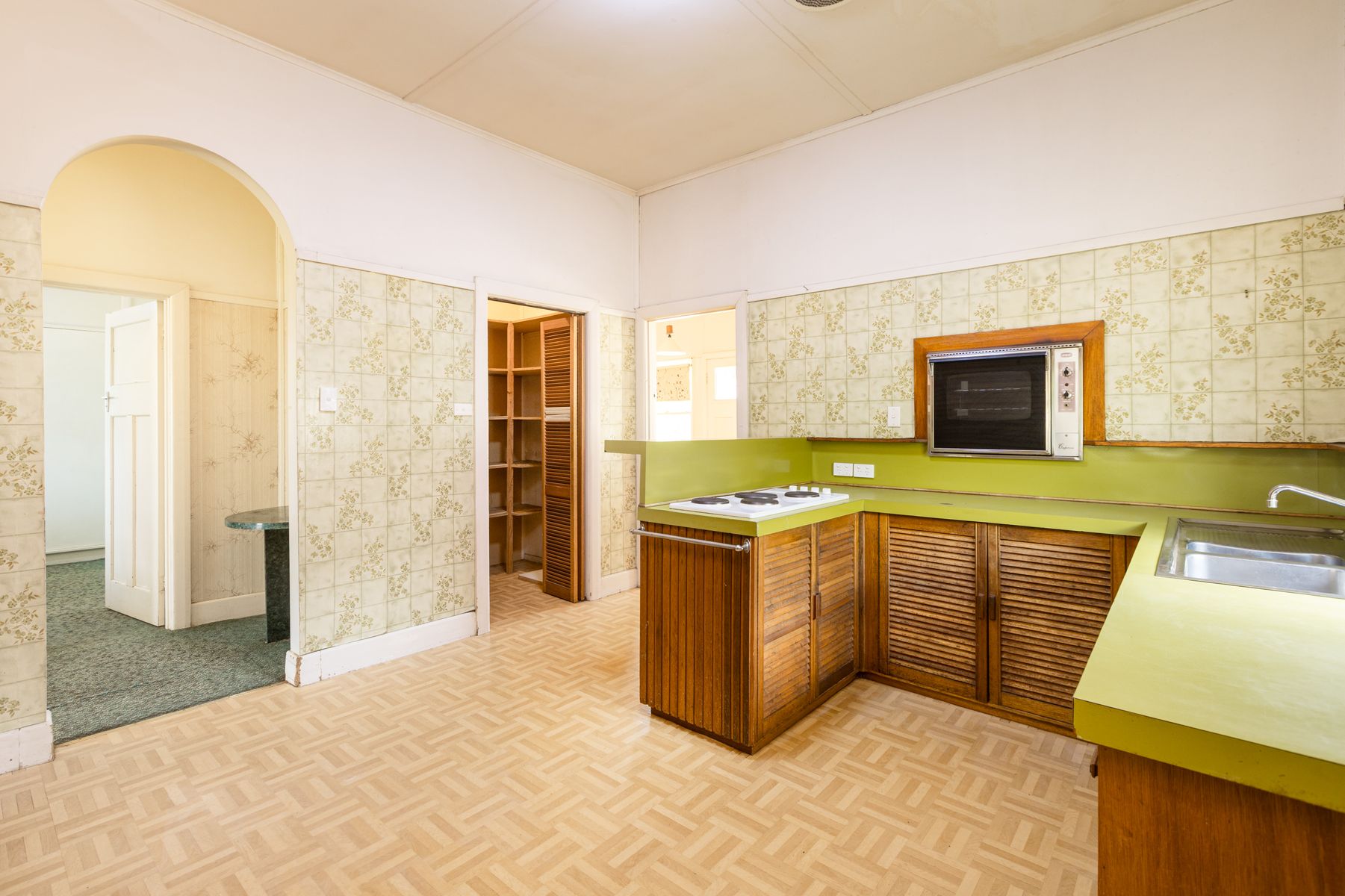 216 Walnut Avenue, Mildura VIC 3500, Mildura - Thumbnail 4