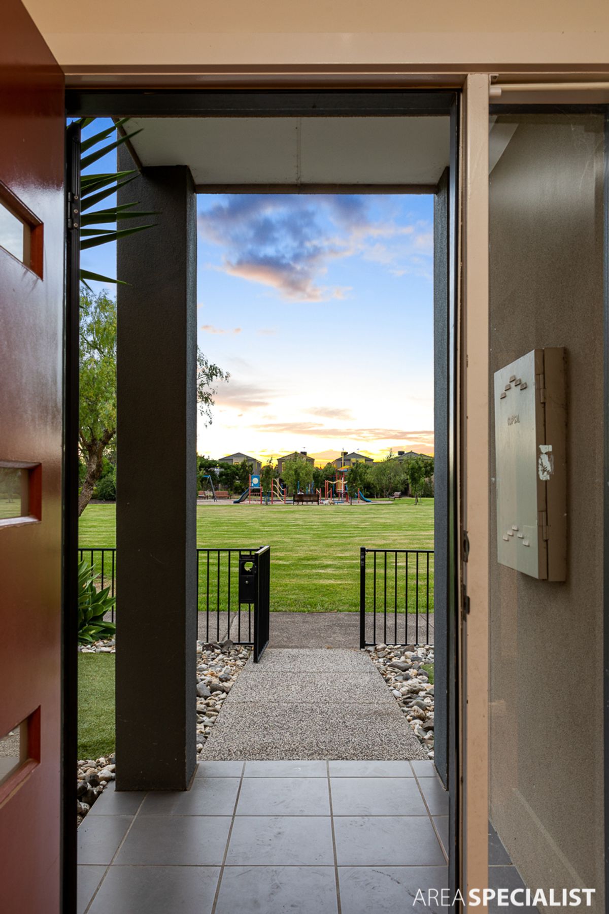 10 Atlas Walk, Point Cook, VIC 3030, Point Cook - Thumbnail 3