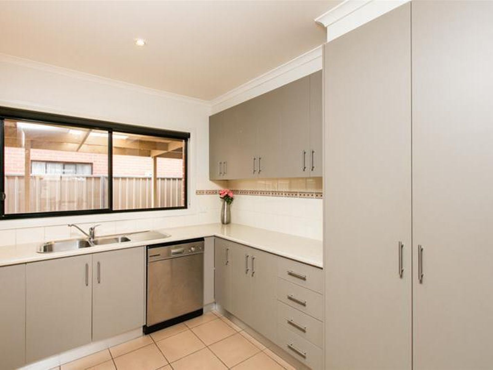 11/8 Taylor Drive, Mildura - Thumbnail 7