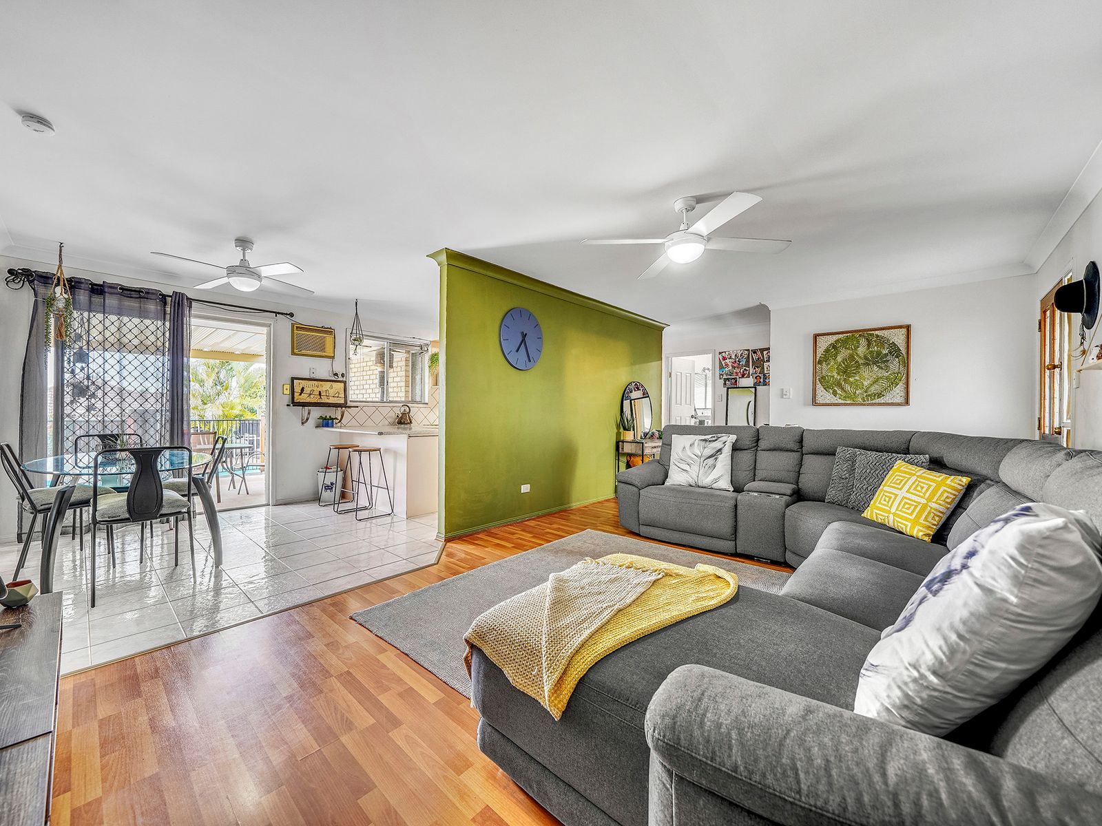 4 McKenzie Court, Crestmead QLD 4132, Crestmead - Thumbnail 2