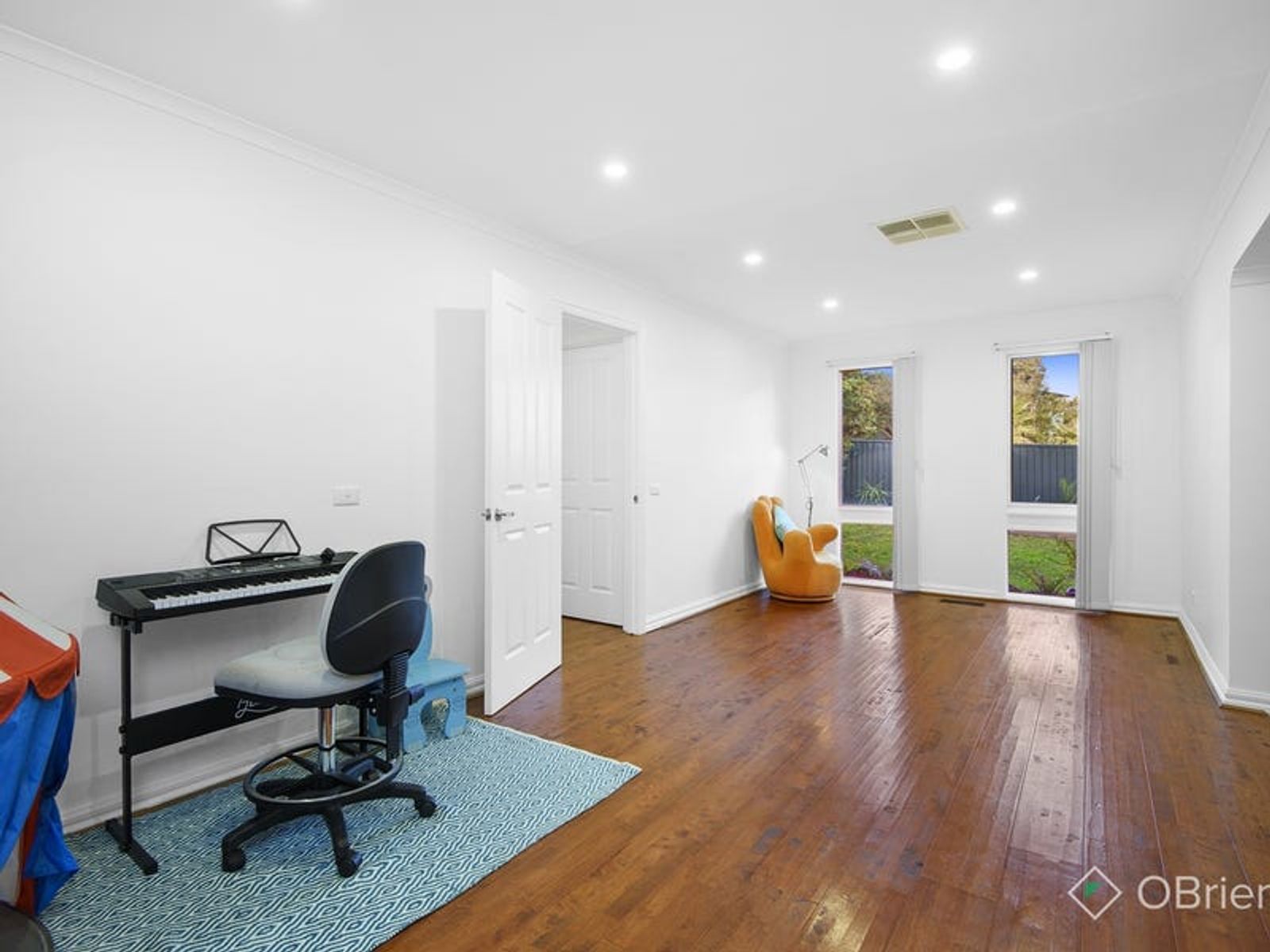 9 Rossiter Avenue, Endeavour Hills, VIC 3802, Endeavour Hills - Thumbnail 5