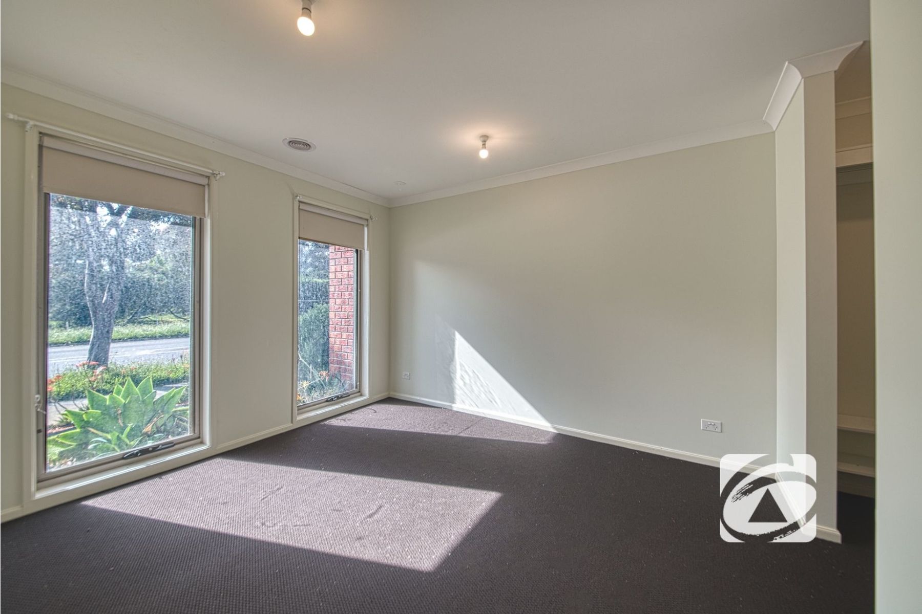 310 Casey Fields Boulevard, Cranbourne East VIC 3977, Cranbourne East - Thumbnail 5