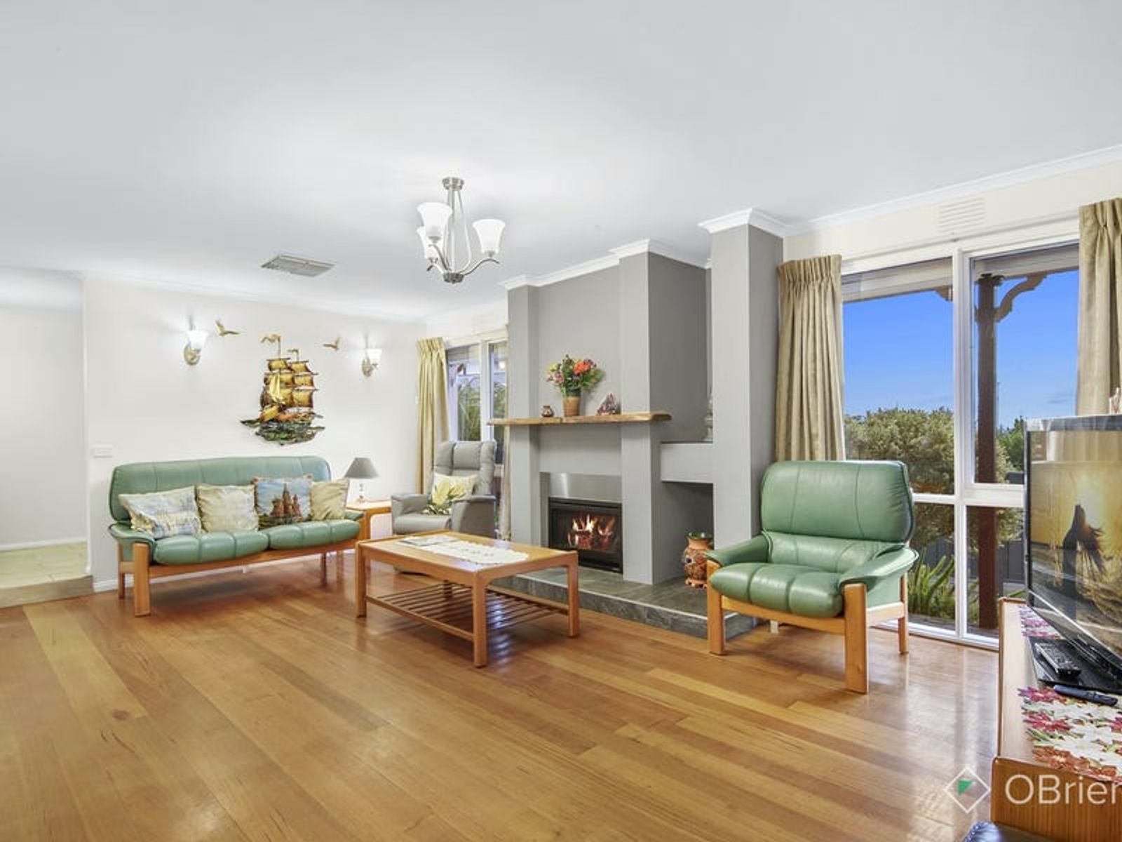 4 Lindsay Close, Endeavour Hills, VIC 3802, Endeavour Hills - Thumbnail 4