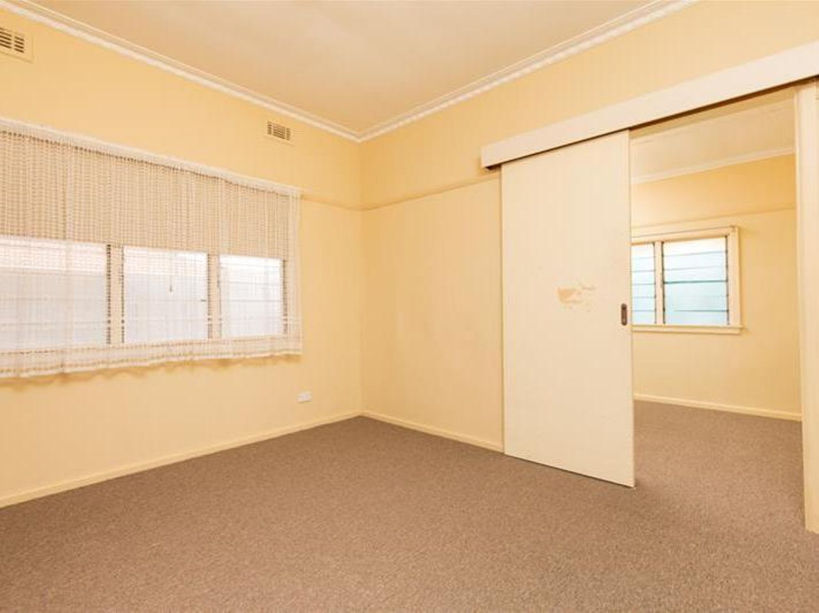 4 Logan Avenue, Mildura - Thumbnail 4