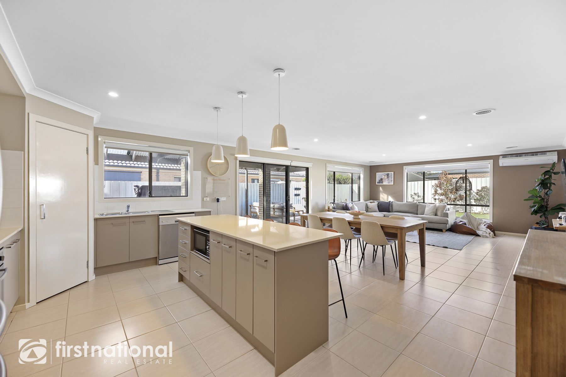 40 Pepper Crescent, Drouin, VIC 3818, Drouin - Thumbnail 8