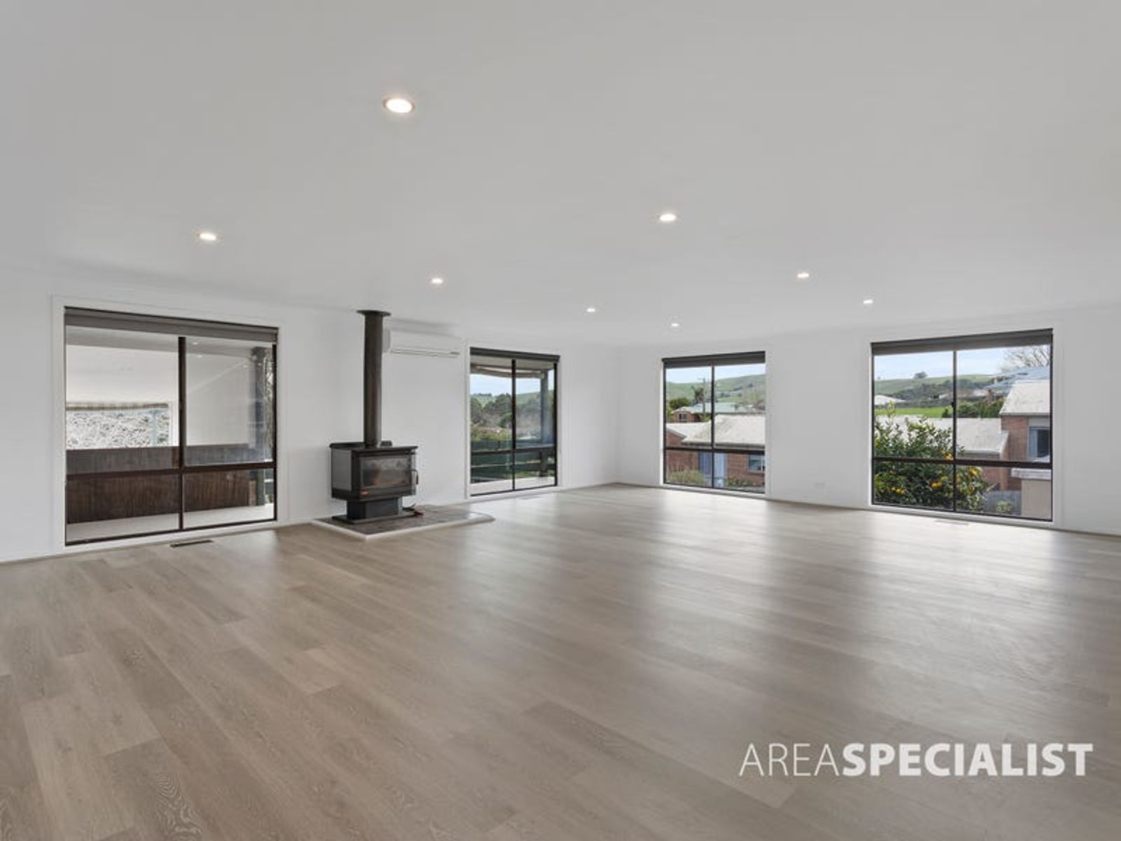 19 George Street, Korumburra, VIC 3950, Korumburra - Thumbnail 3