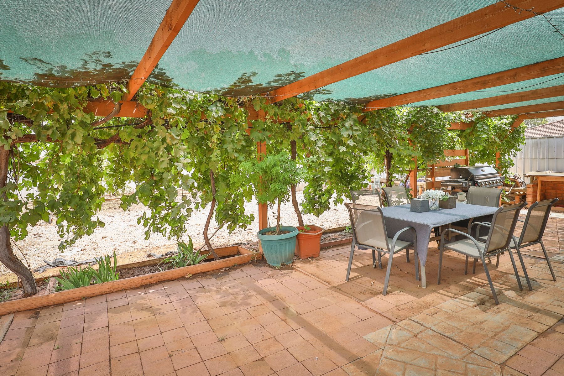 6 Zhoe Court, Mildura - Thumbnail 2