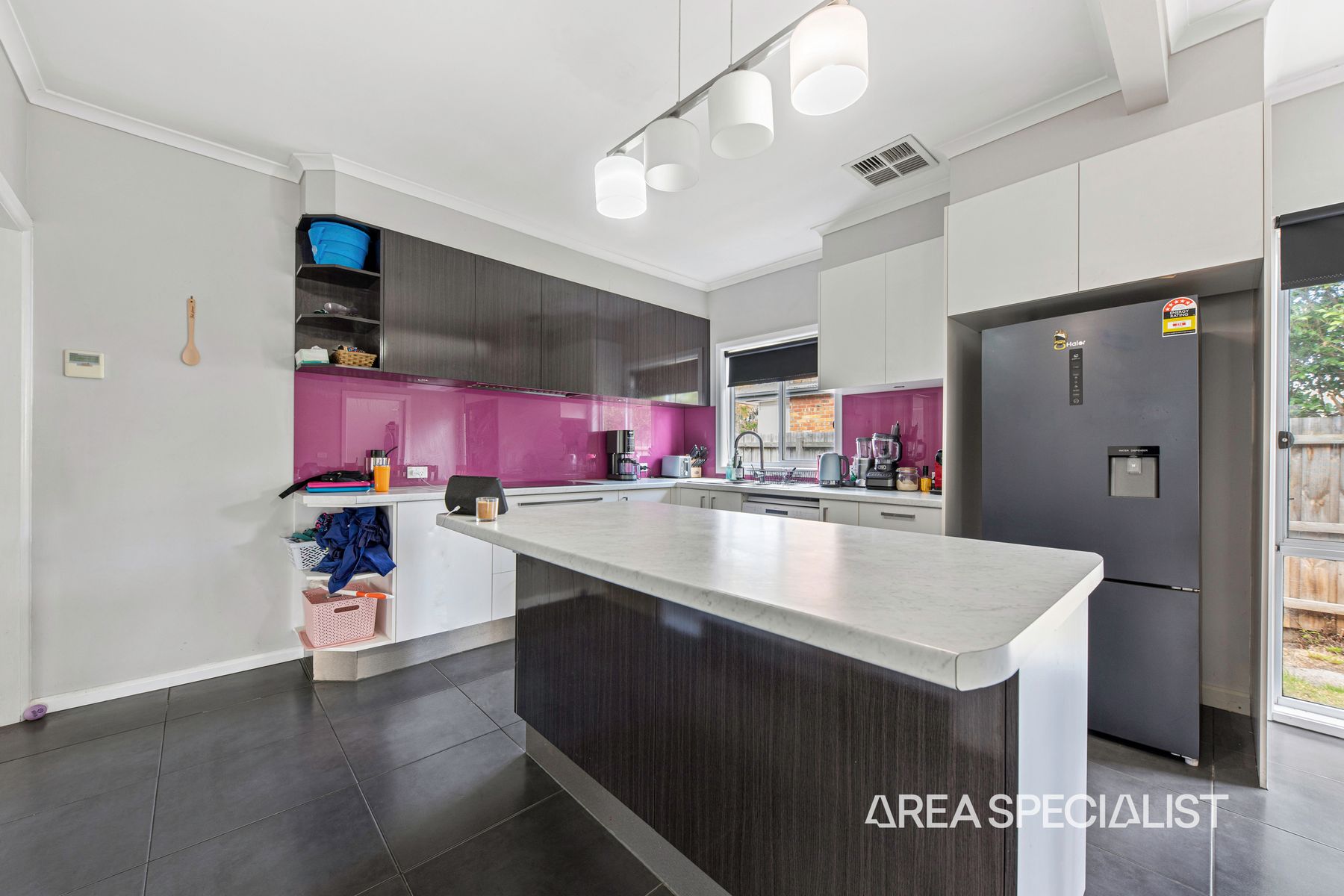 10 Sybella Avenue, Koo Wee Rup, VIC 3981, Koo Wee Rup - Thumbnail 4