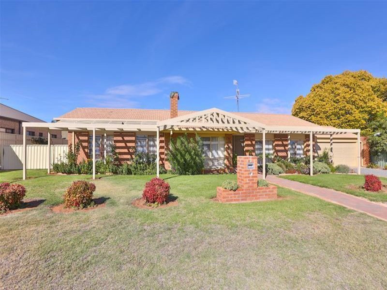 9 Popular Alm Court, Mildura - Image 1