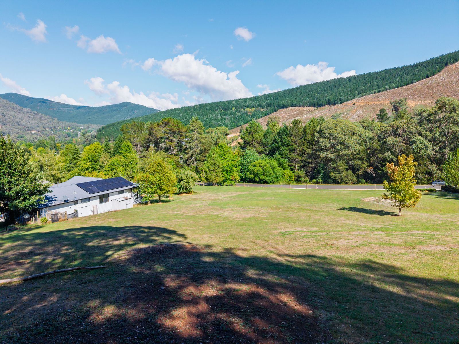 30 Mount Porepunkah Road, Bright VIC 3741, Bright - Thumbnail 5