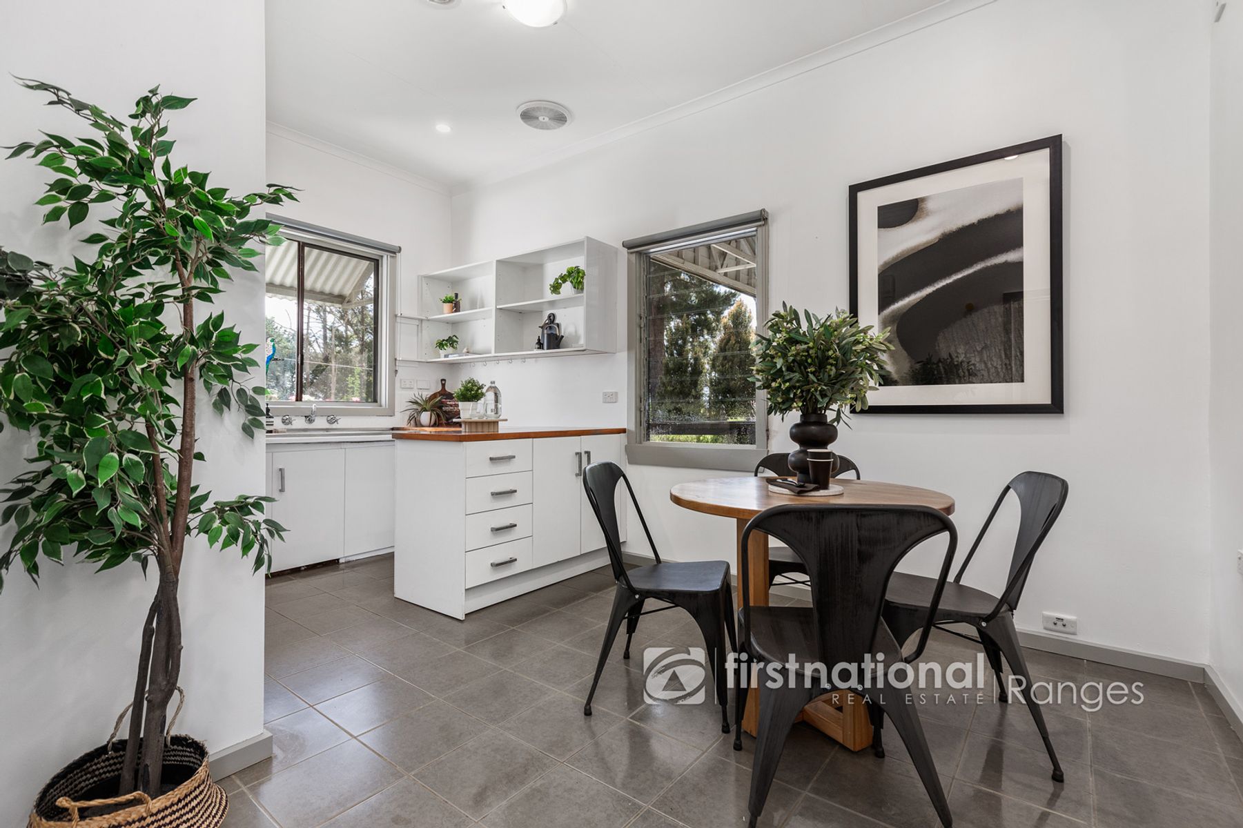 19 Station Road, Gembrook VIC 3783, Gembrook - Thumbnail 3