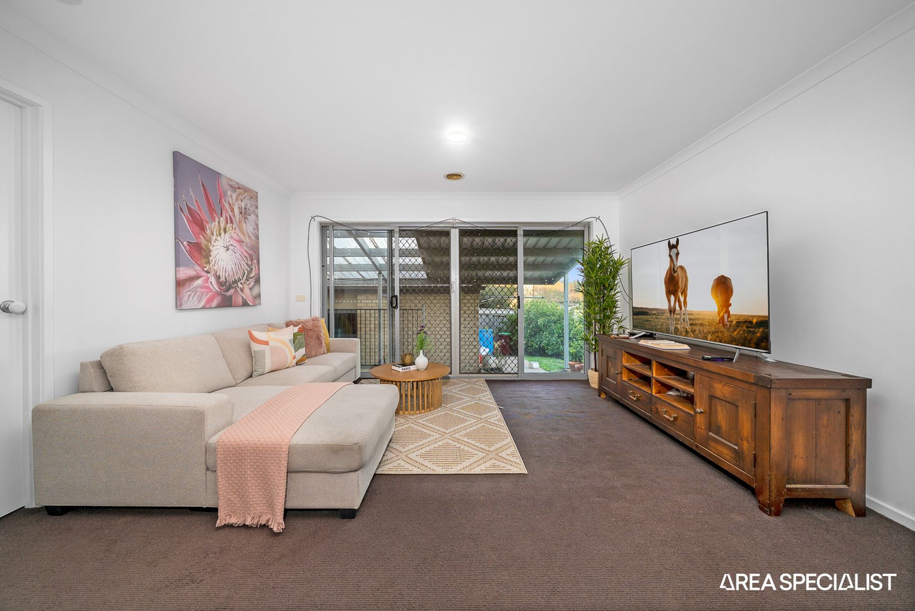96 Majestic Boulevard, Cranbourne, VIC 3977, Cranbourne - Thumbnail 3