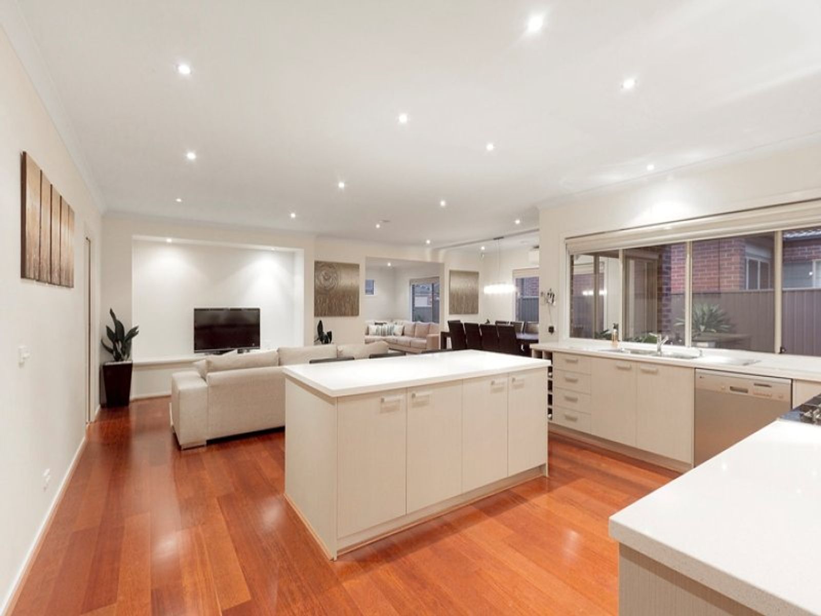 84 Westbrook Drive, Keysborough, VIC 3173, Keysborough - Thumbnail 4