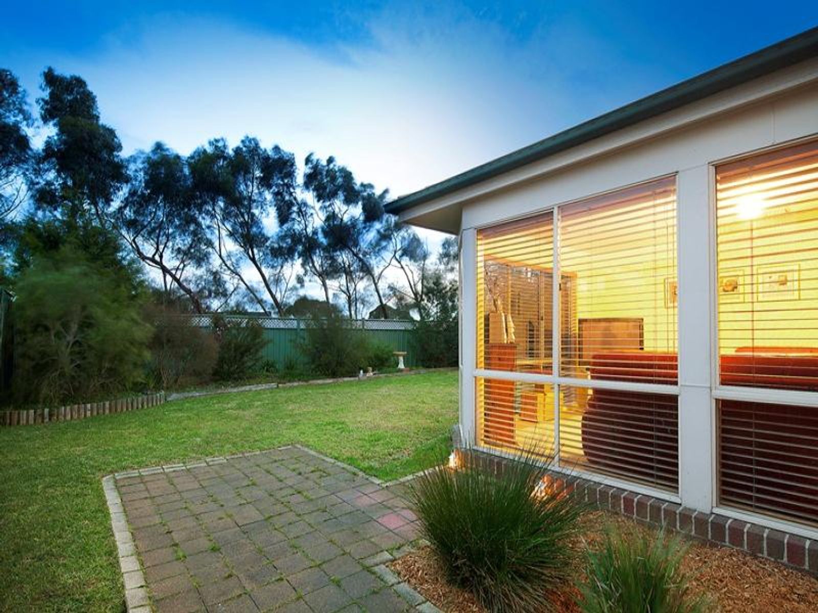 12 Sanctuary Place, Aspendale Gardens, VIC 3195, Aspendale Gardens - Thumbnail 3