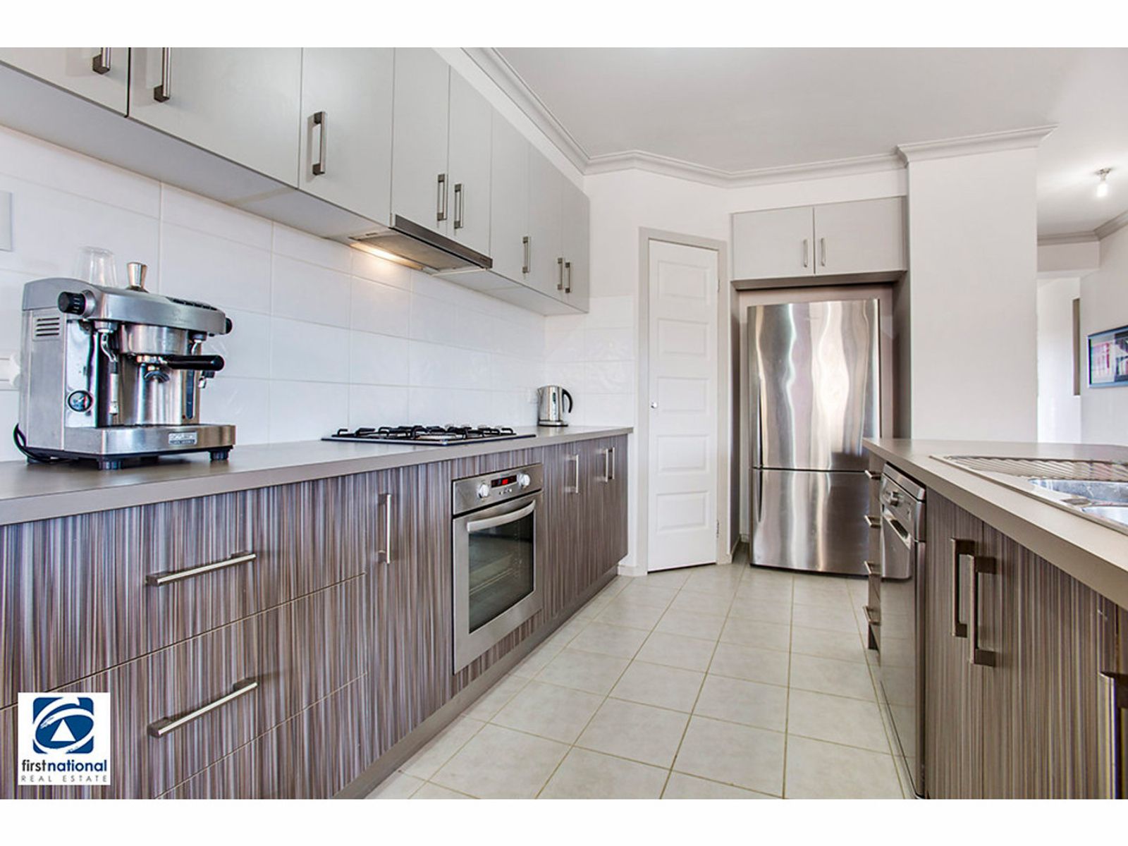 16 Vivian Court, Drouin, VIC 3818, Drouin - Thumbnail 4
