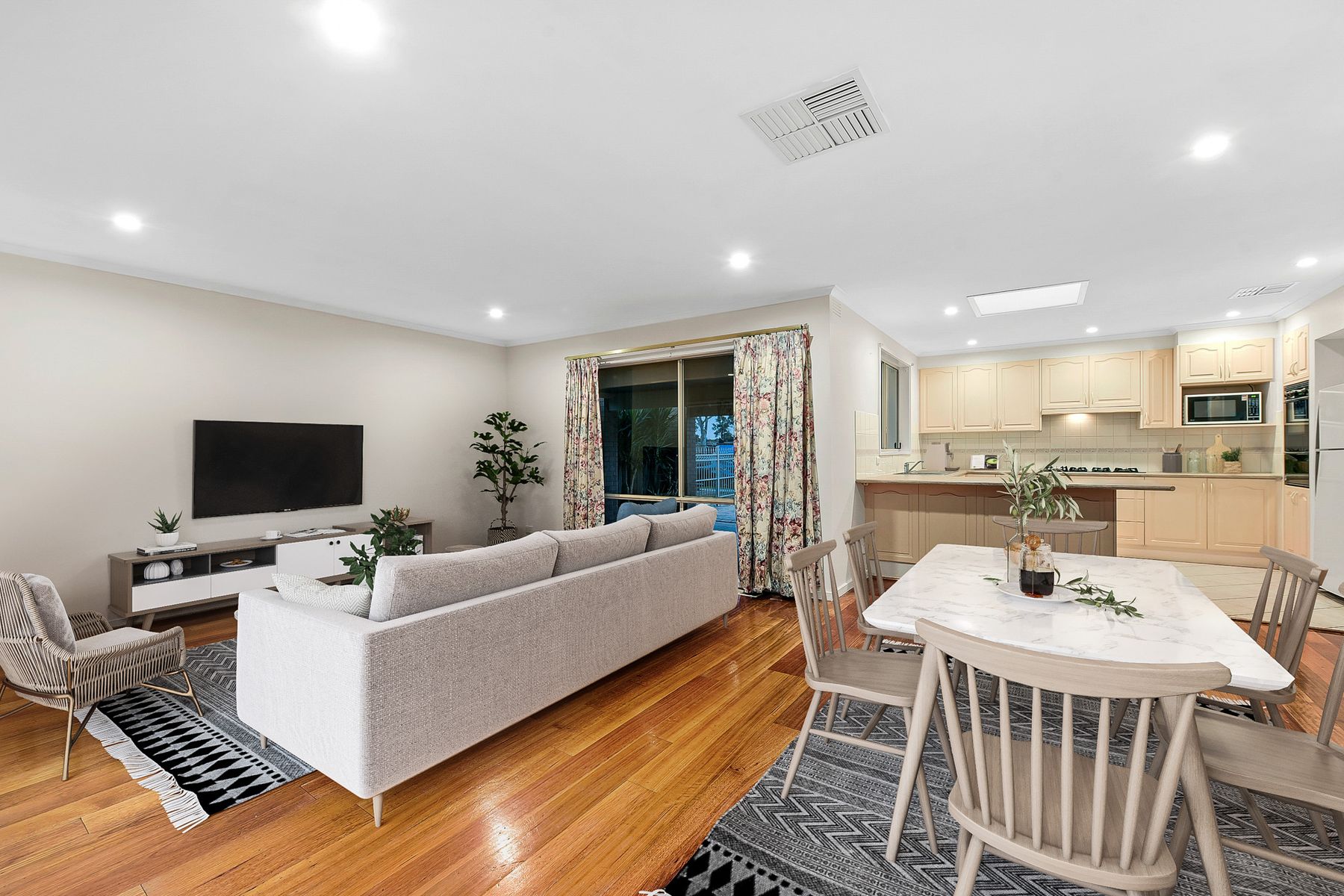 52 Coomoora Road, Springvale South, VIC 3172, Springvale South - Thumbnail 4