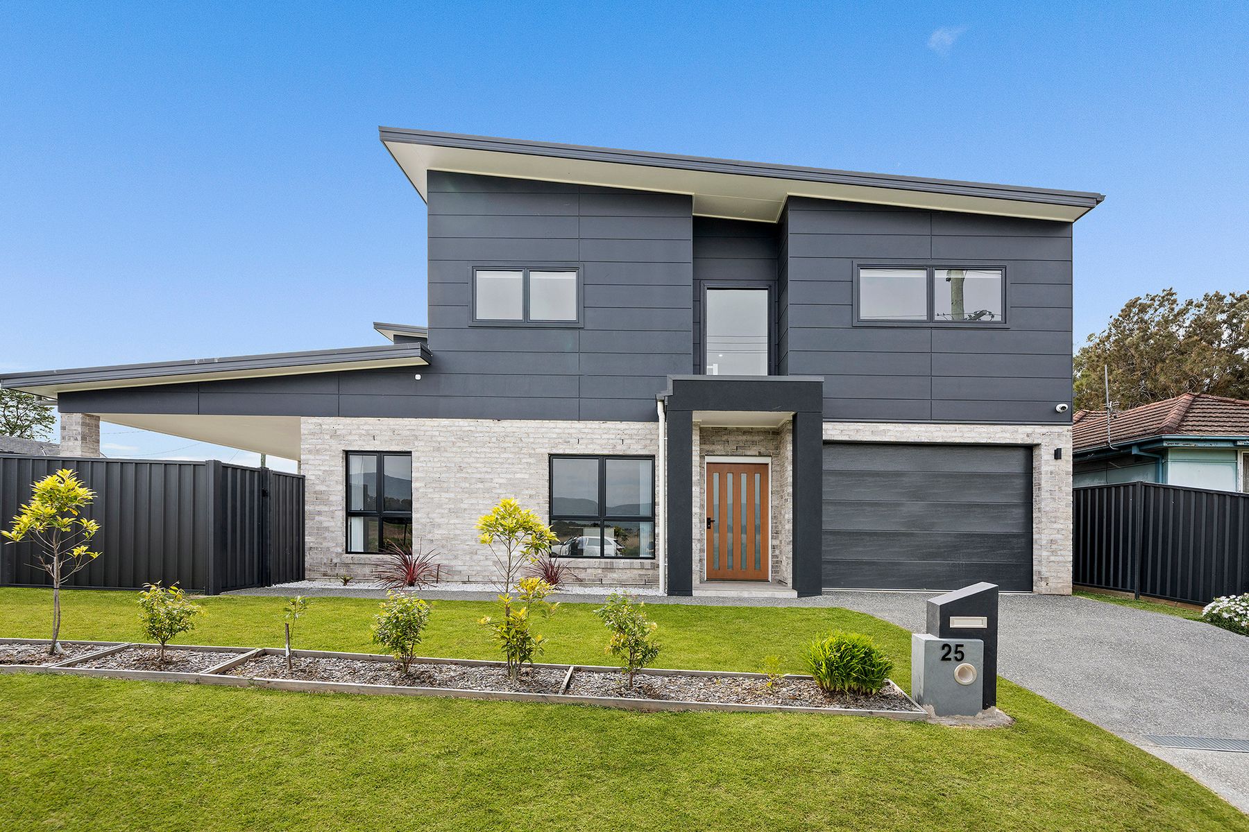 25 Hooka Creek Road, Berkeley - Image 1