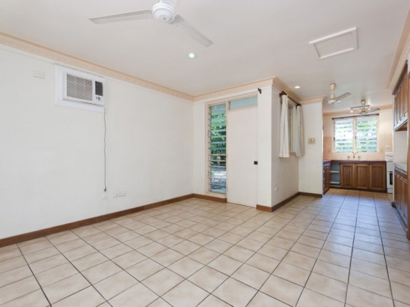 8 Graham Street, Stuart Park NT 0820, Stuart Park - Thumbnail 5