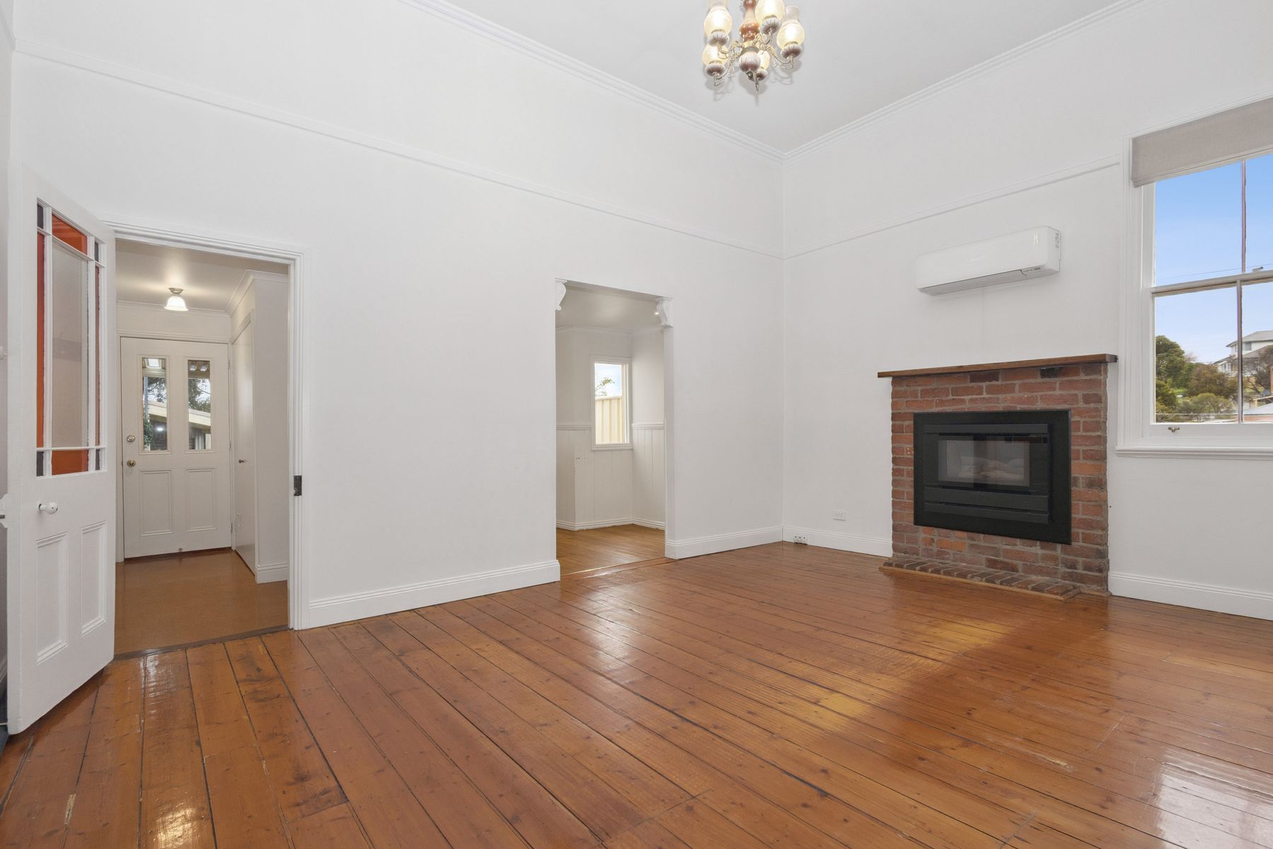 6 Roeder Street, Ironbark, VIC 3550, Ironbark - Thumbnail 3