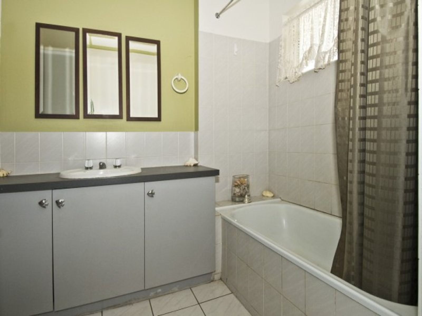 1/15 Undoolya Street, Tiwi NT 0810, Tiwi - Thumbnail 2