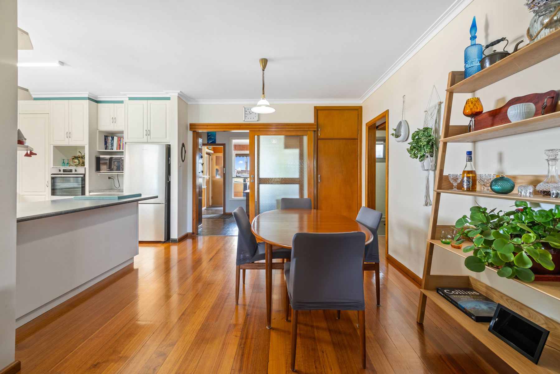 050 Open2view ID927232 36 Dicksons Road