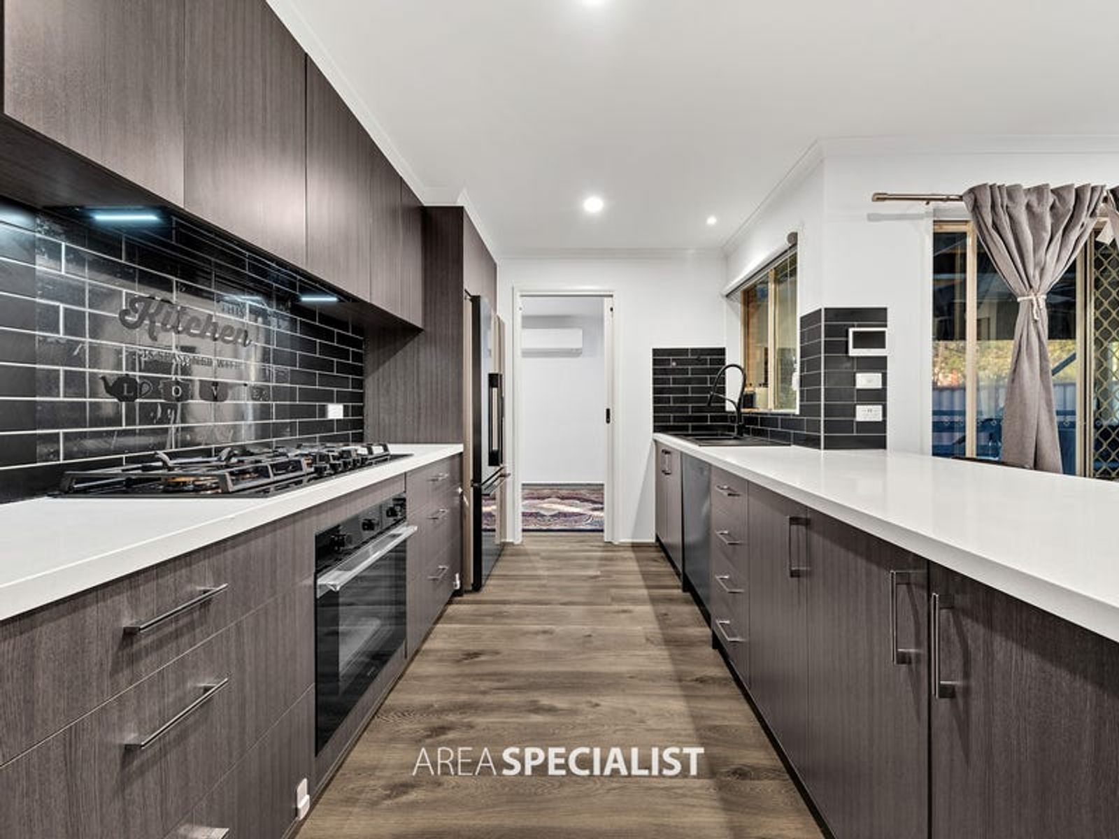 1/40 Kirkwood Crescent, Hampton Park, VIC 3976, Hampton Park - Thumbnail 3