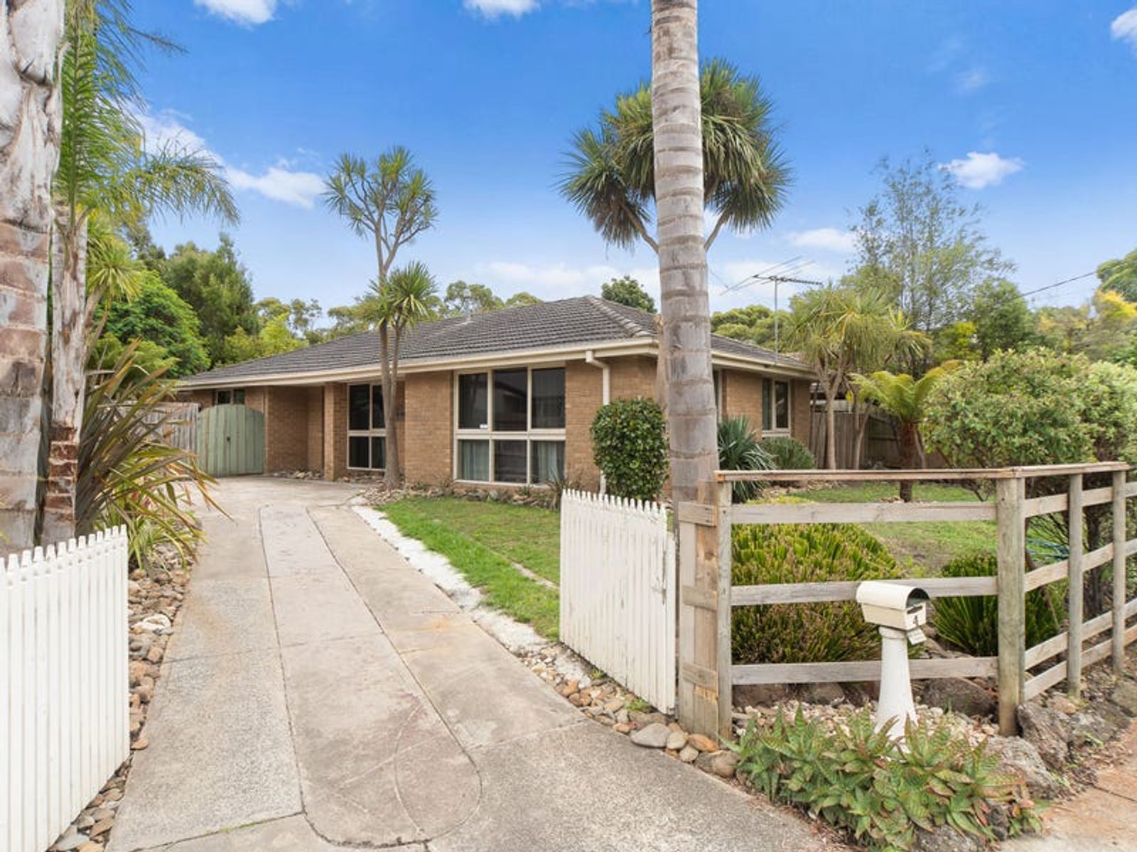 4 Montrose Avenue, Somerville, VIC 3912