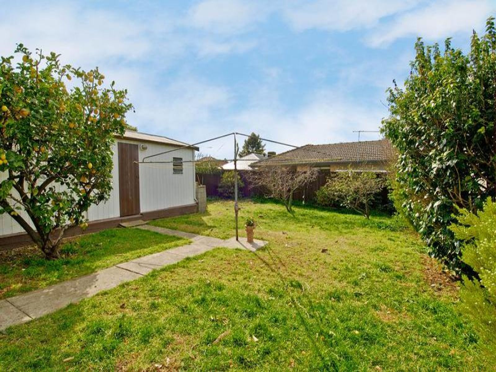46 Benbow Street, Yarraville - Thumbnail 8