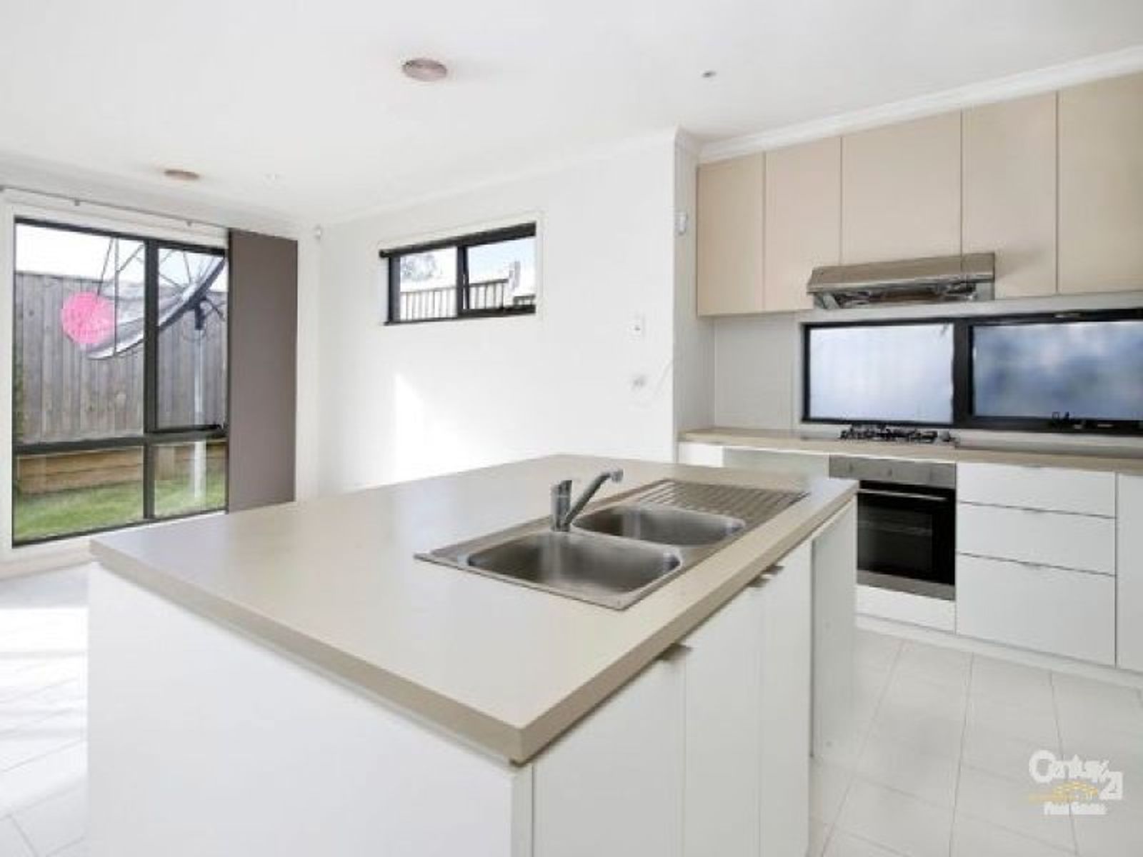 15 Beaconsfield Road, Mulgrave, VIC 3170, Mulgrave - Thumbnail 2