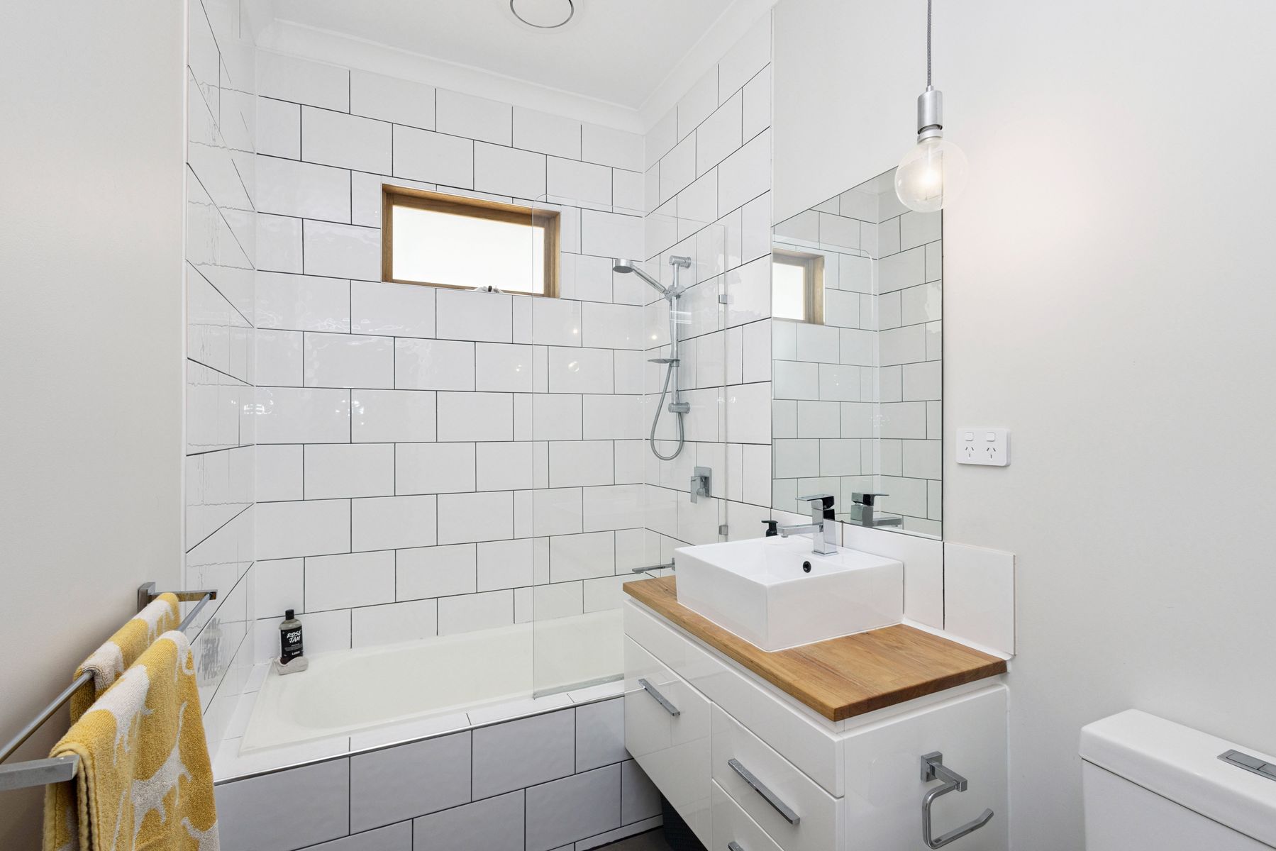 2 Friswell Avenue, Flora Hill VIC 3550, Flora Hill - Thumbnail 8
