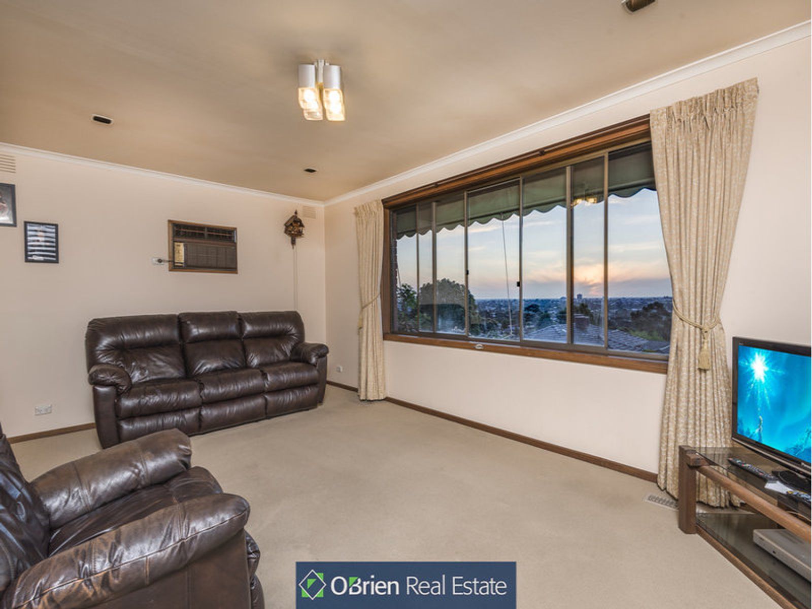 17 Harvey Place, Endeavour Hills, VIC 3802, Endeavour Hills - Thumbnail 4