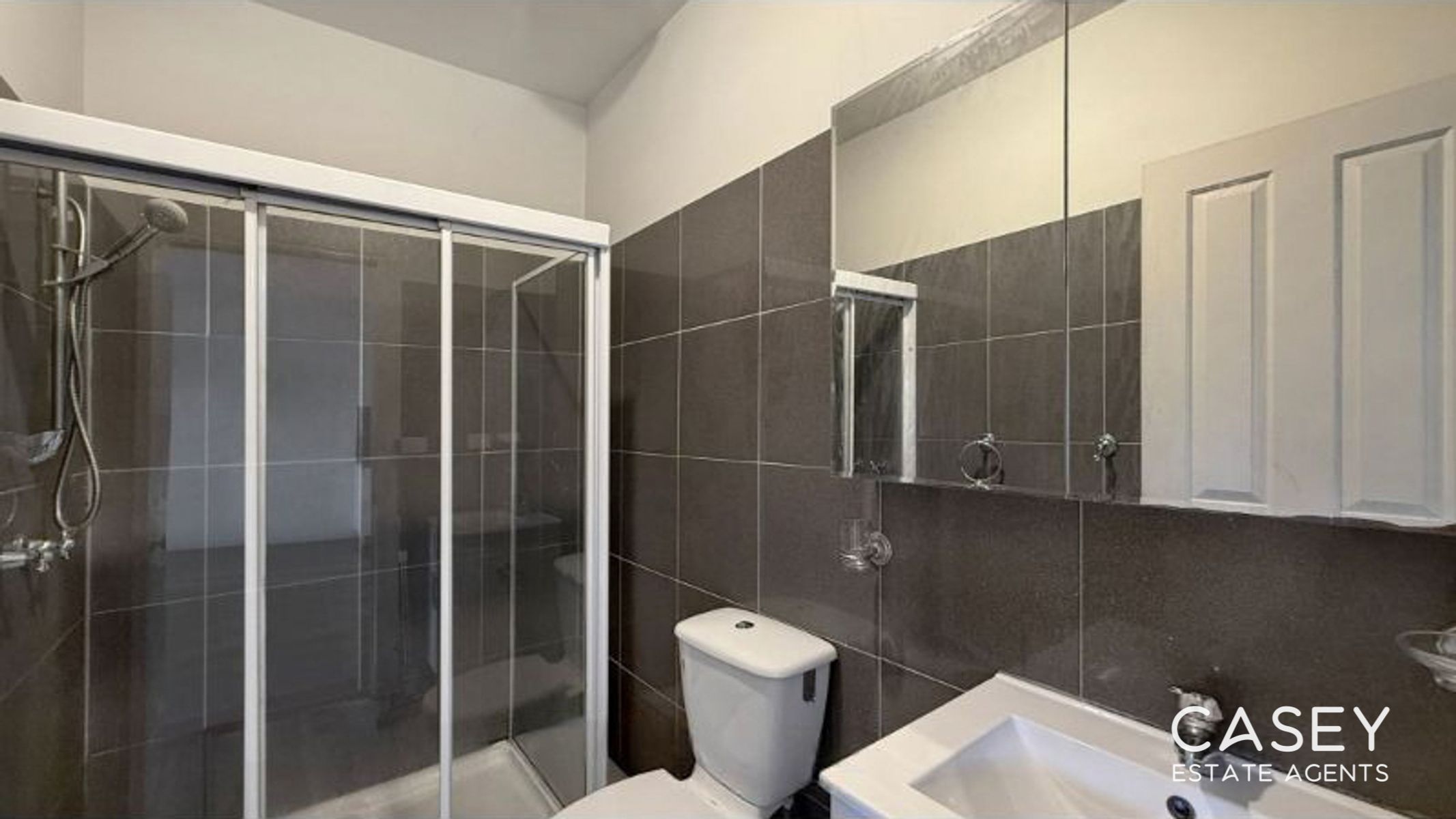 2/3 Sunnyside Avenue, Dandenong - Thumbnail 4
