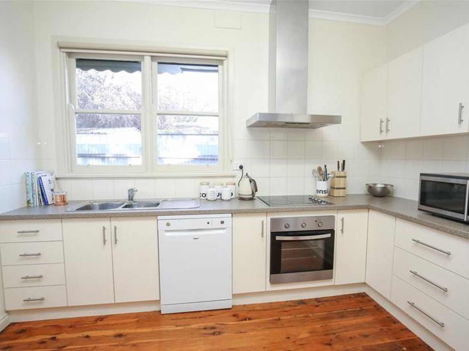 11 Desroy Avenue, Mildura - Thumbnail 4