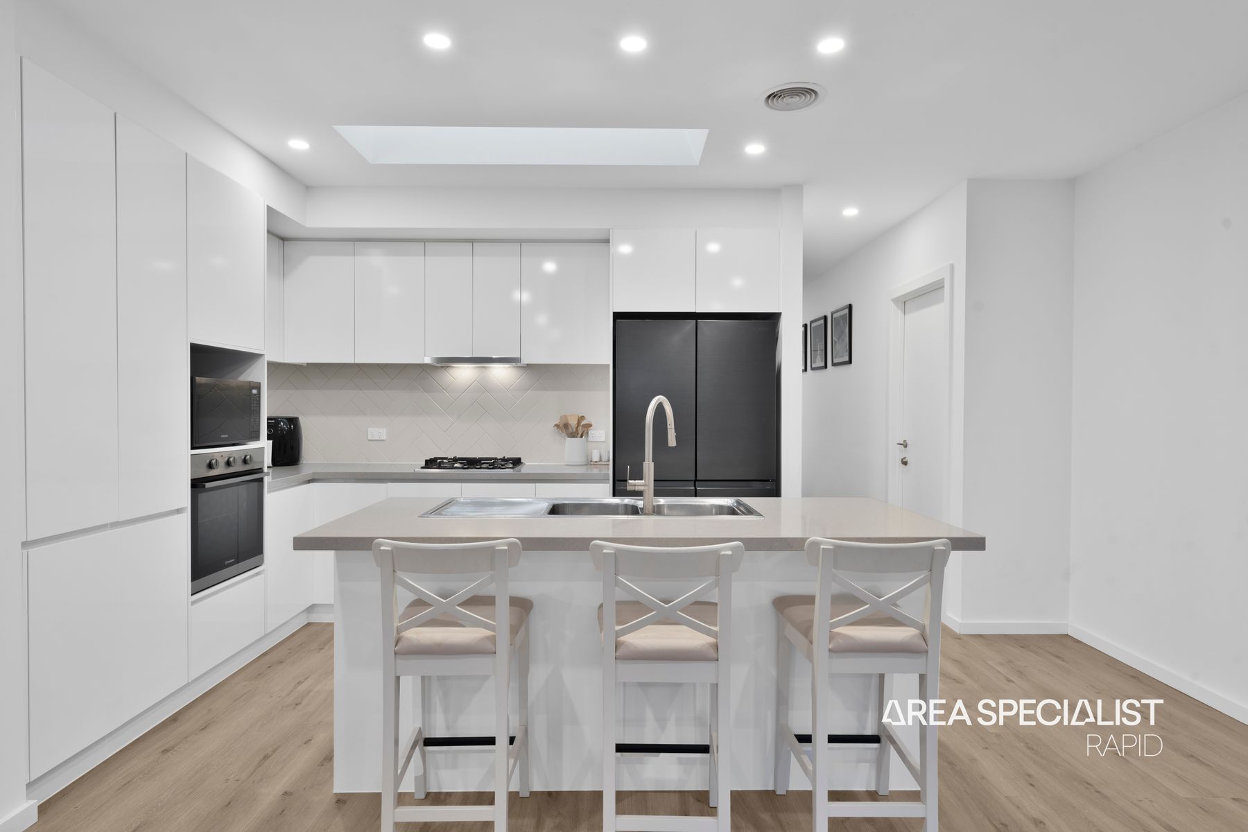 26 Landscape Boulevard, Hampton Park, VIC 3976, Hampton Park - Thumbnail 4