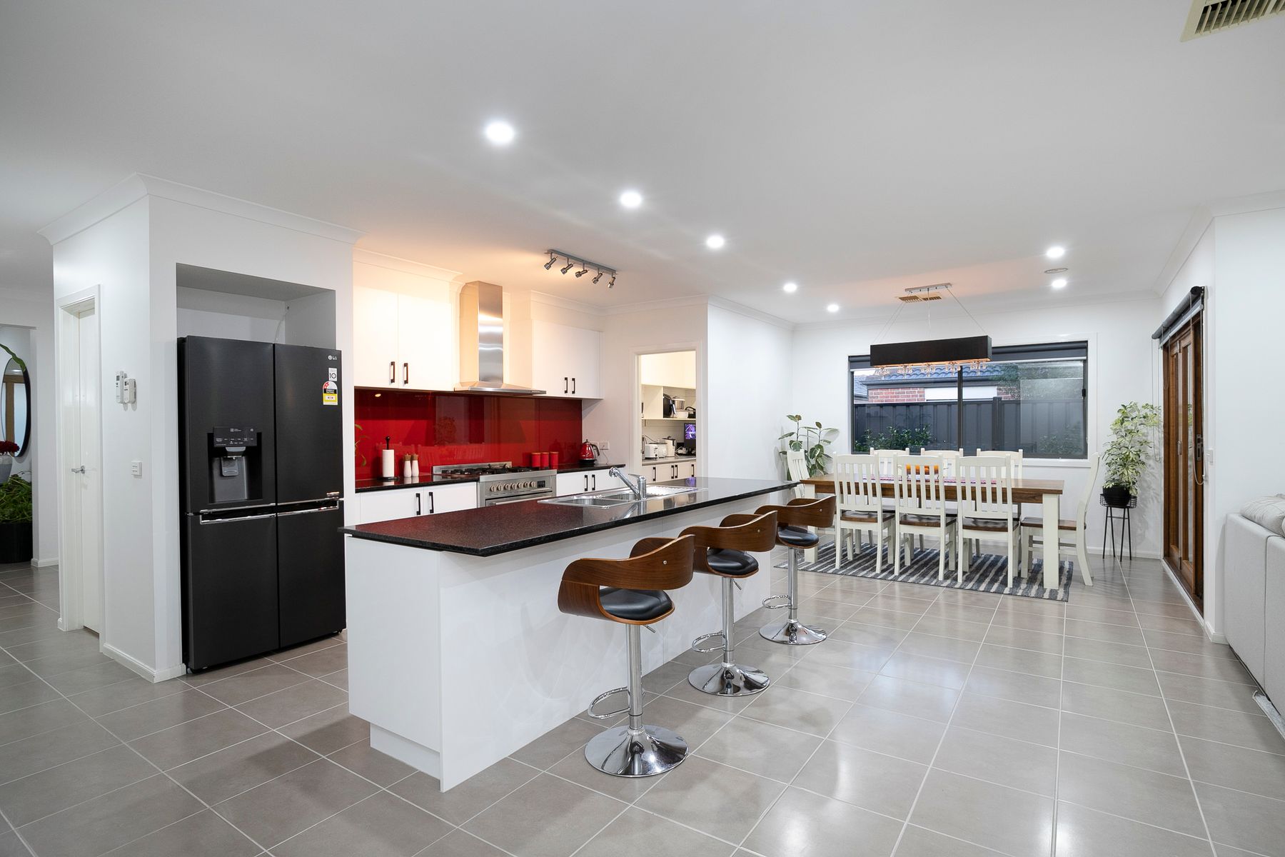 34 Pembroke Crescent, Derrimut, VIC 3026, Derrimut - Thumbnail 6