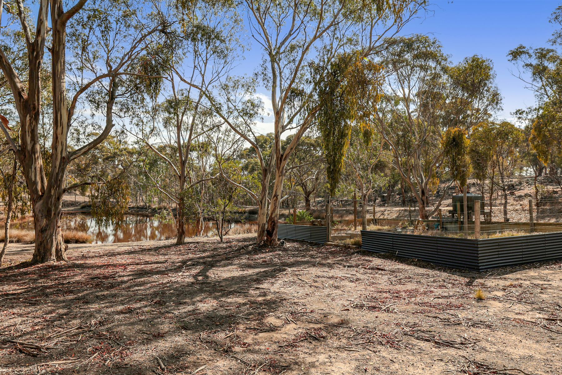 006 Open2view ID944564 564 Reids Road