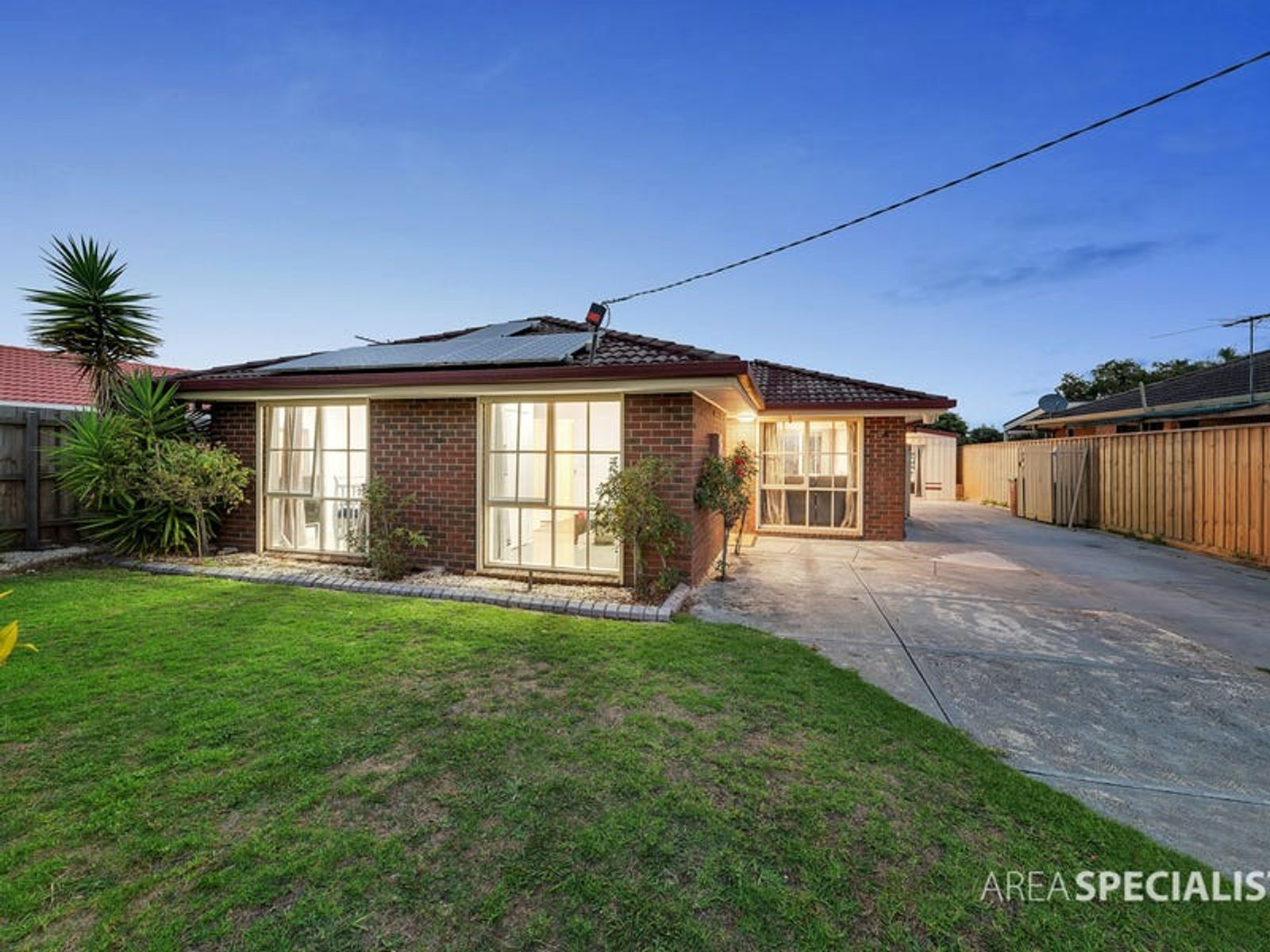 26 Lauren Drive, Hampton Park, VIC 3976