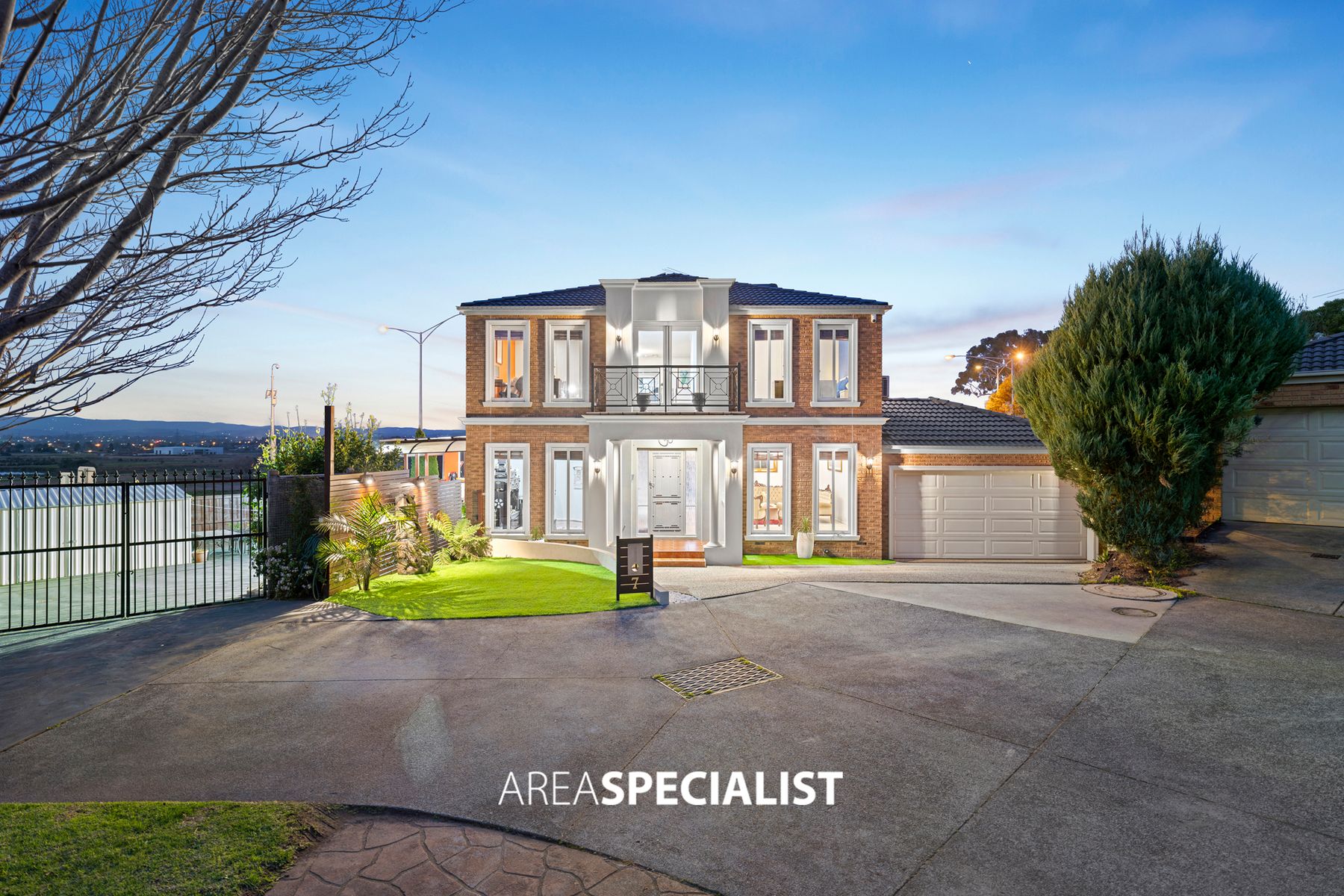 7 Redleaf Close, Hampton Park, VIC 3976, Hampton Park - Thumbnail 2