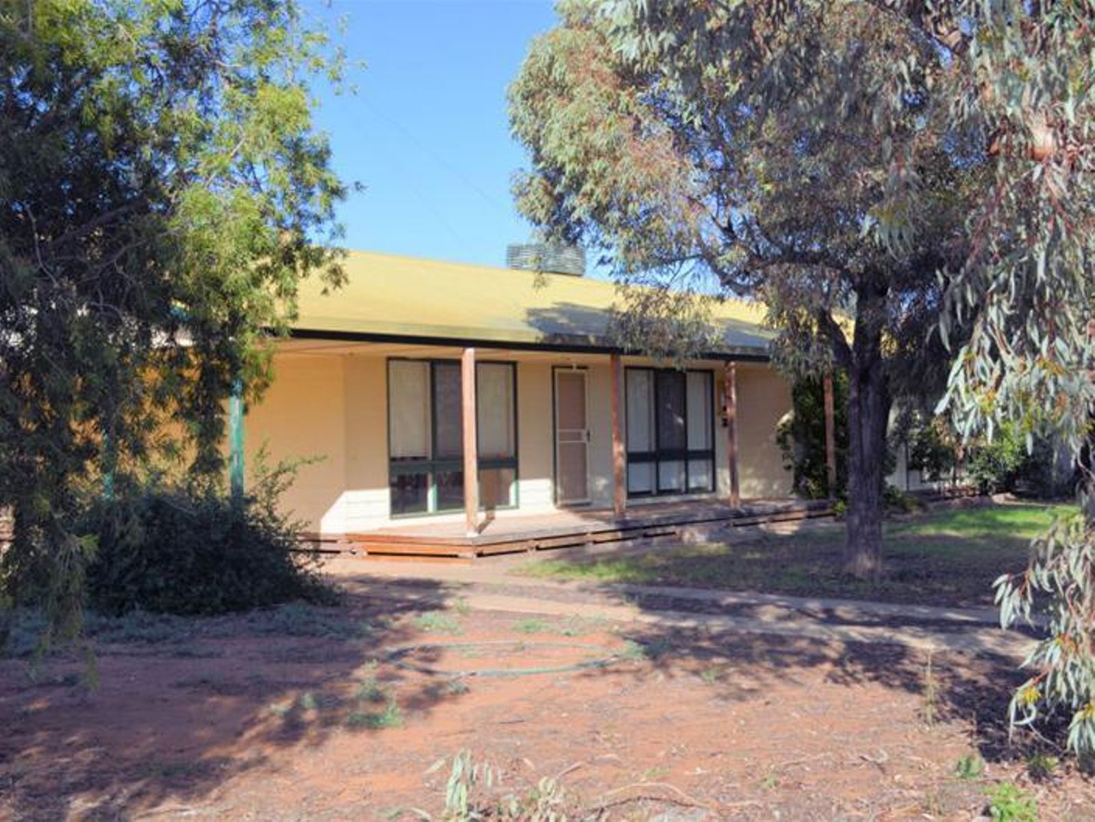 8 Boronia Drive, Cullulleraine - Image 1