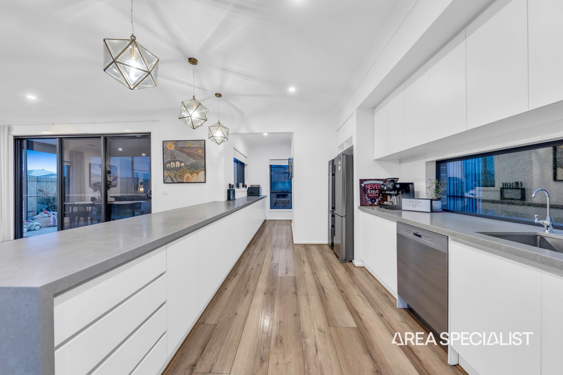 8 Trafford Drive, Truganina, VIC 3029, Truganina - Thumbnail 8